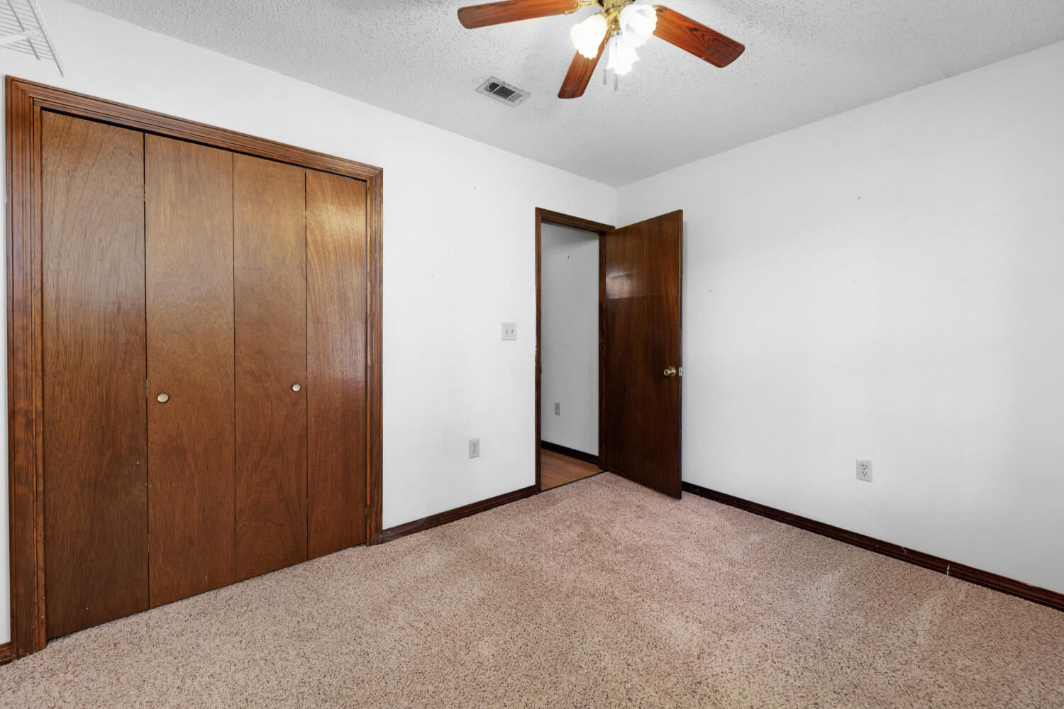 COUNTRYVIEW ESTATES 3RD ADDN - Residential