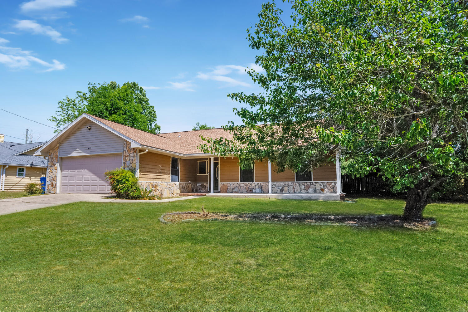 COUNTRYVIEW ESTATES 3RD ADDN - Residential