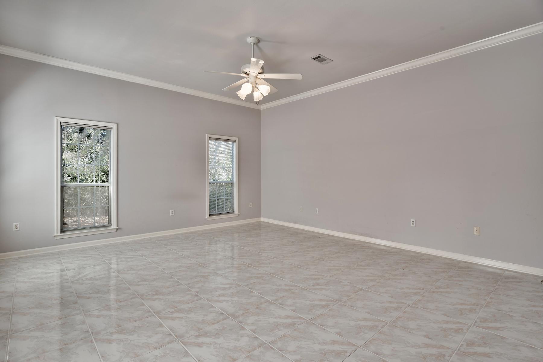 SEABREEZE 3RD ADDN - Residential