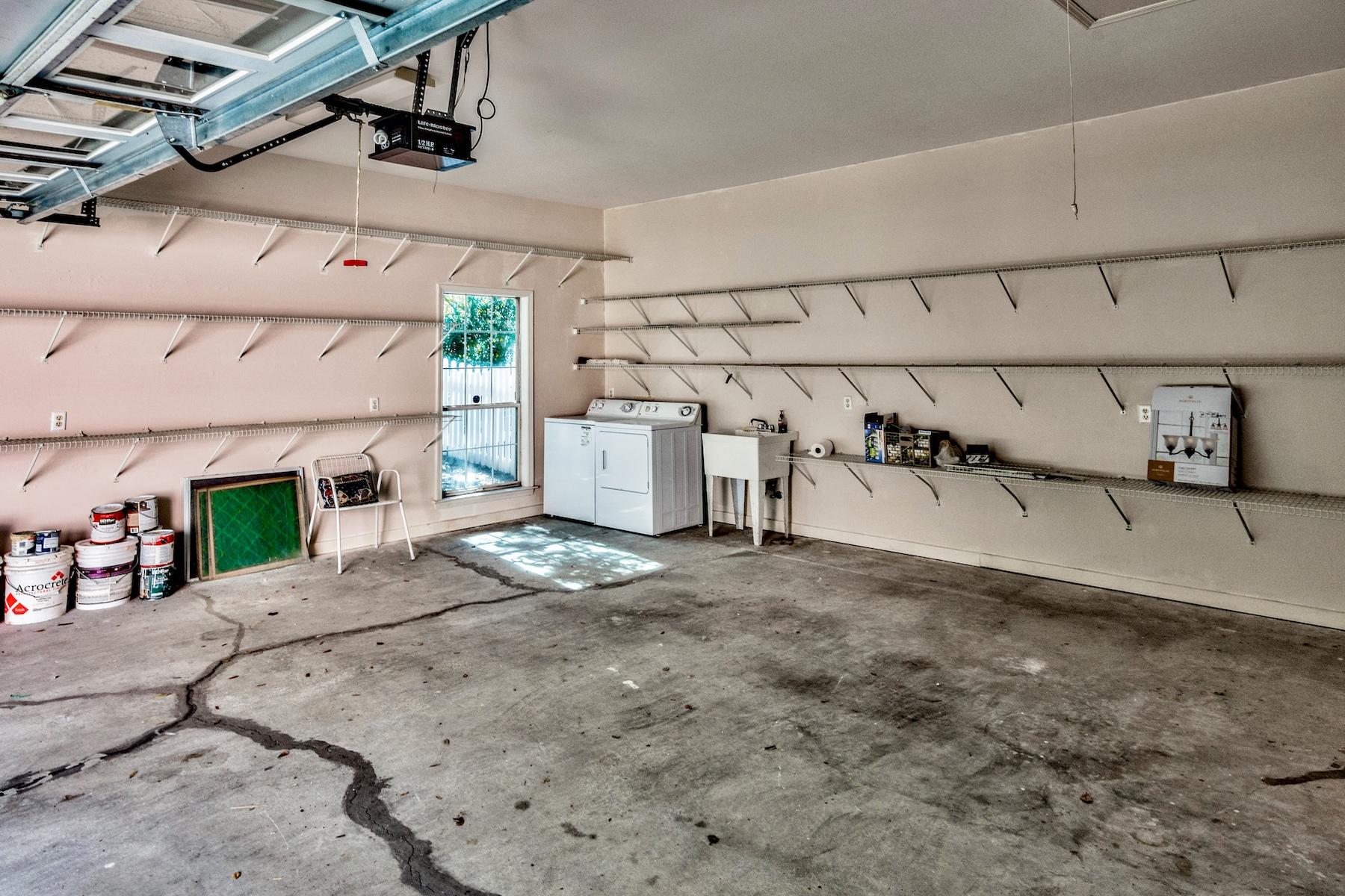 SEABREEZE 3RD ADDN - Residential