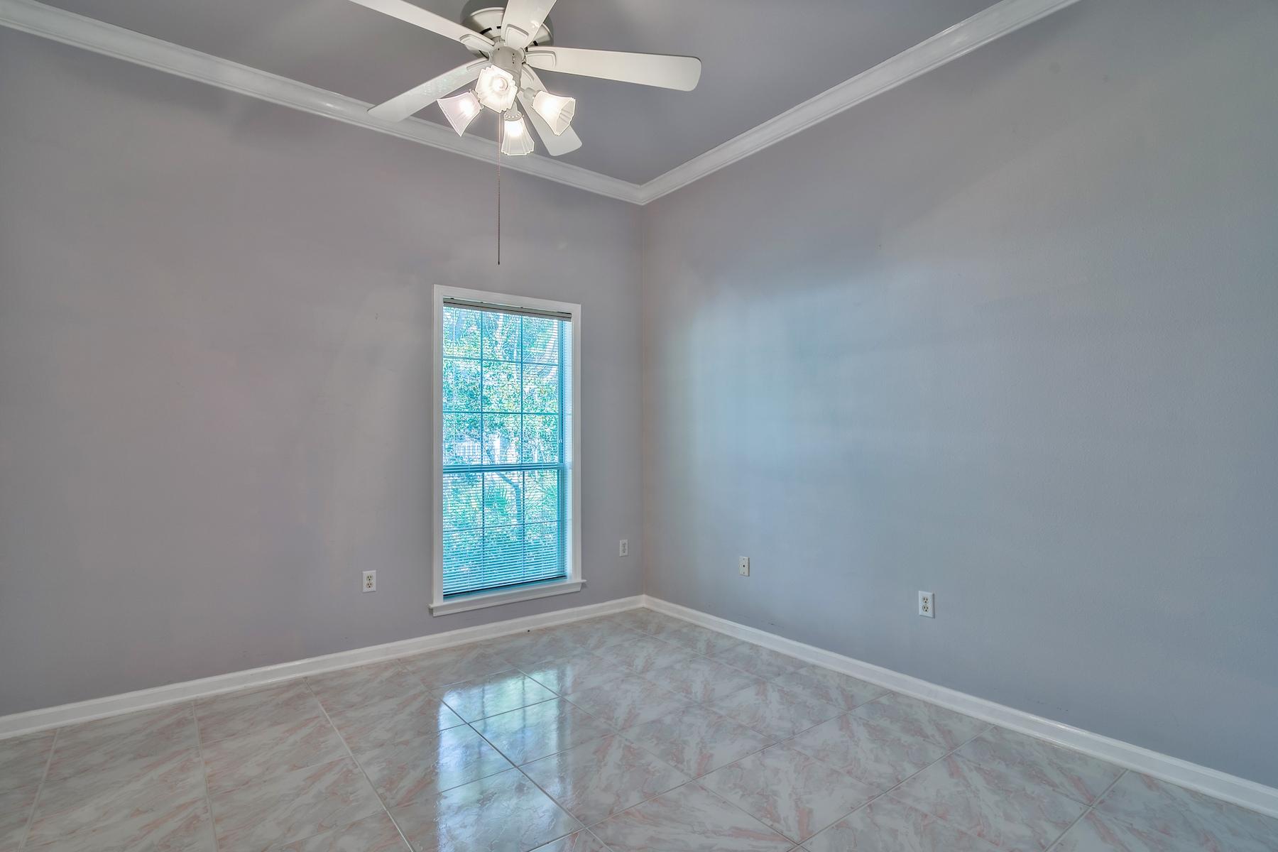 SEABREEZE 3RD ADDN - Residential