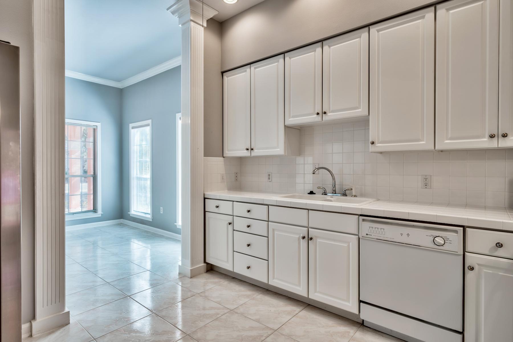 SEABREEZE 3RD ADDN - Residential