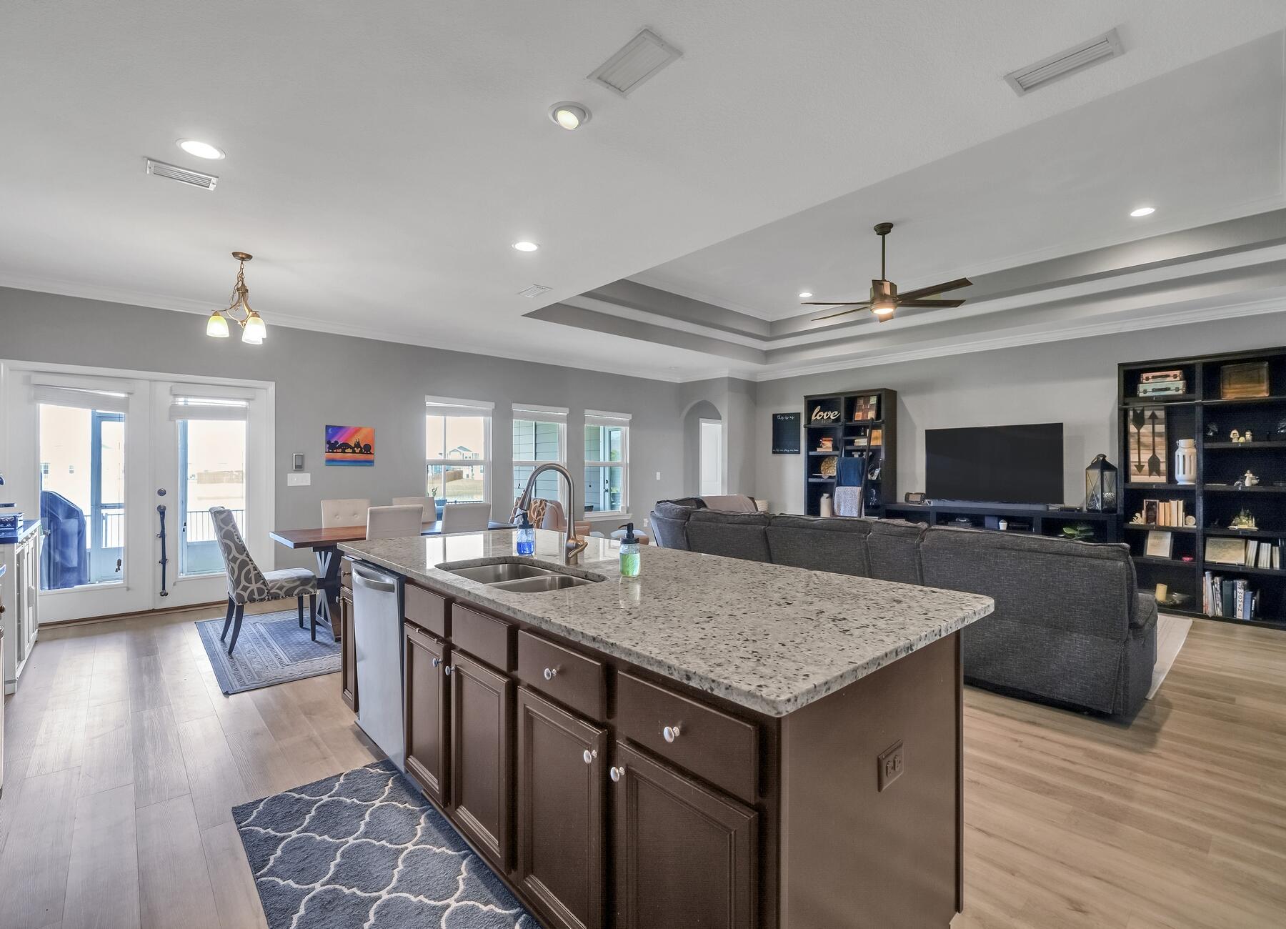 MILL BAYOU PH 1 - Residential Lease