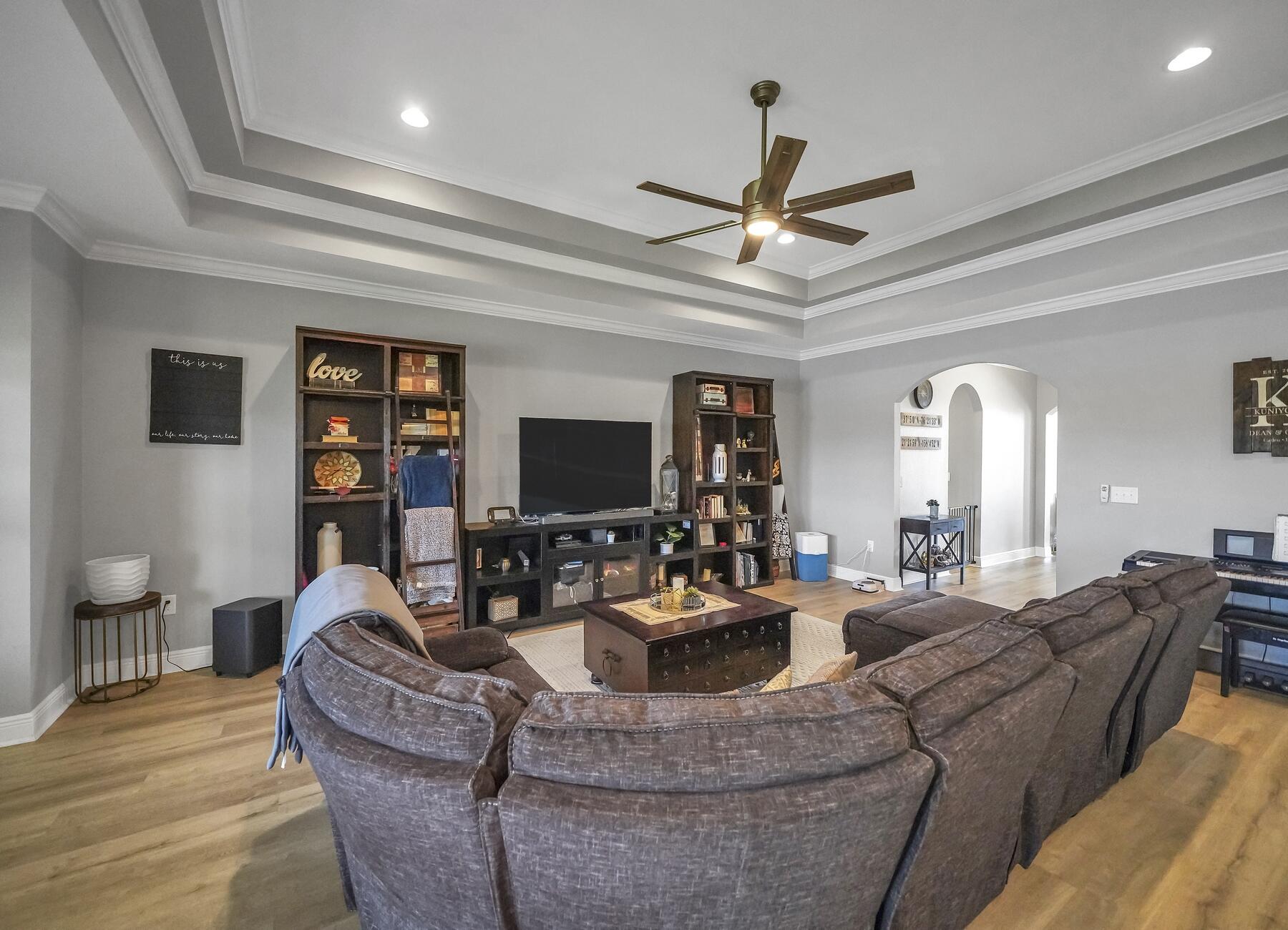 MILL BAYOU PH 1 - Residential Lease