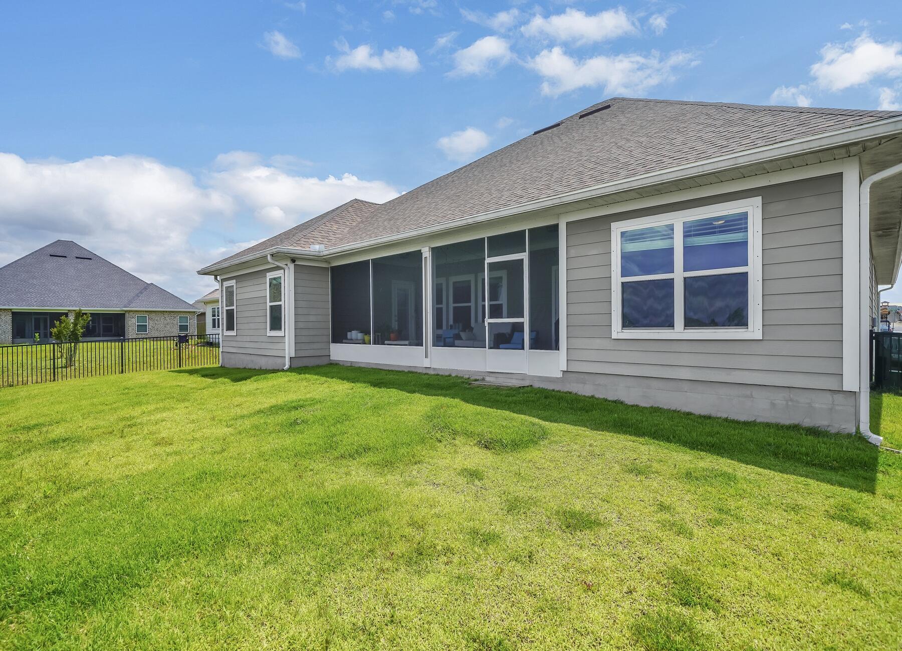 MILL BAYOU PH 1 - Residential Lease