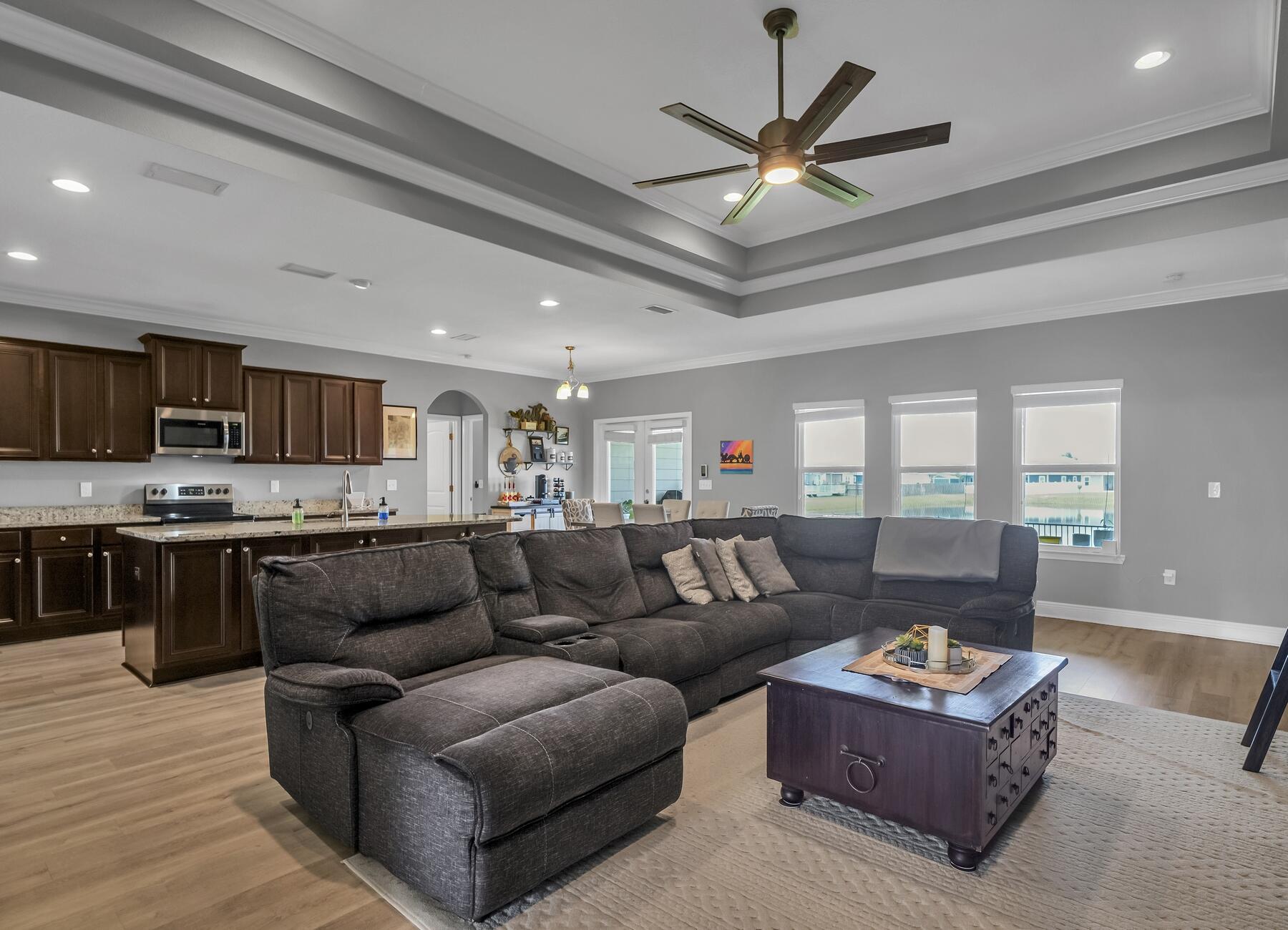 MILL BAYOU PH 1 - Residential Lease