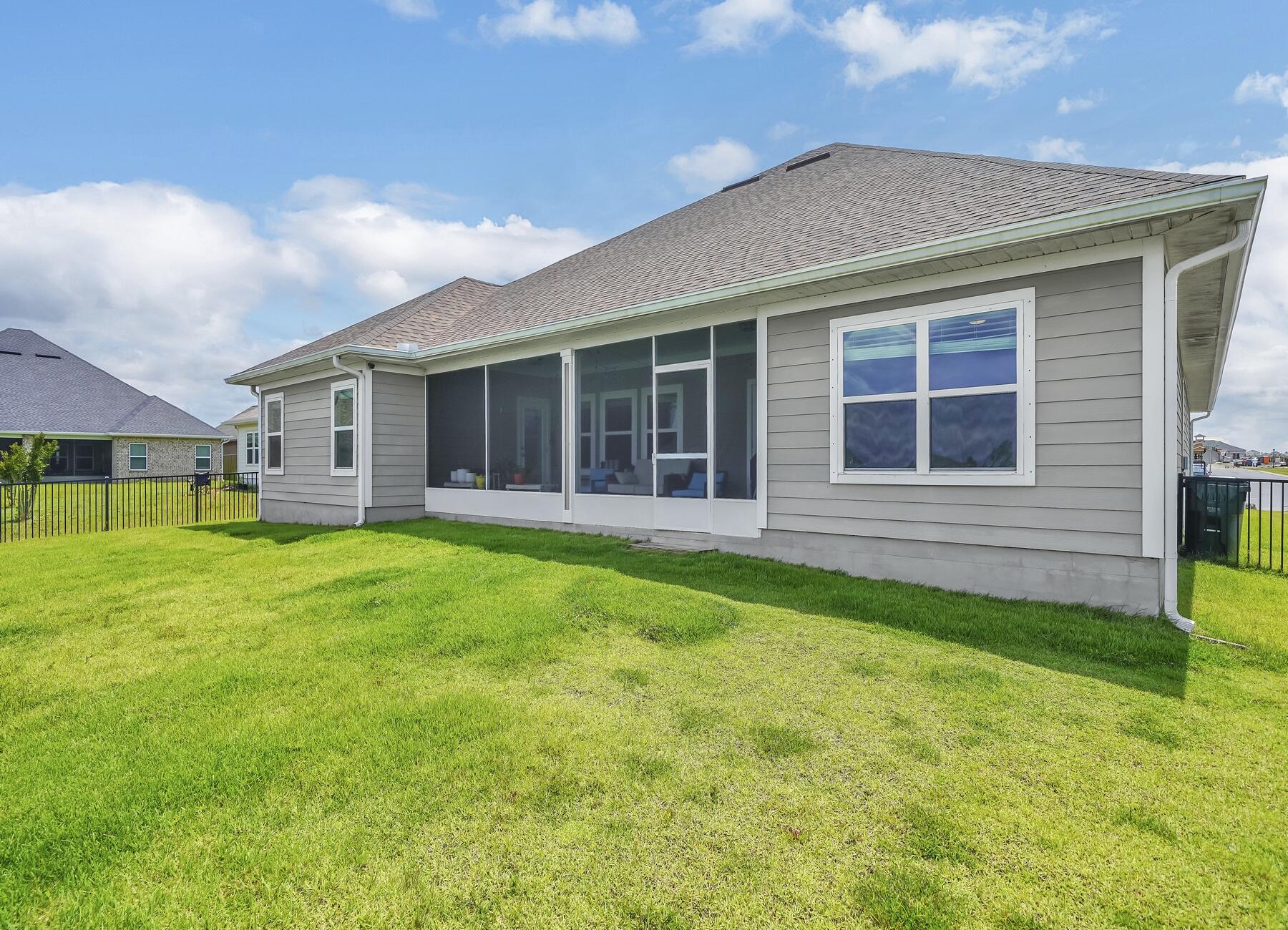 MILL BAYOU PH 1 - Residential Lease