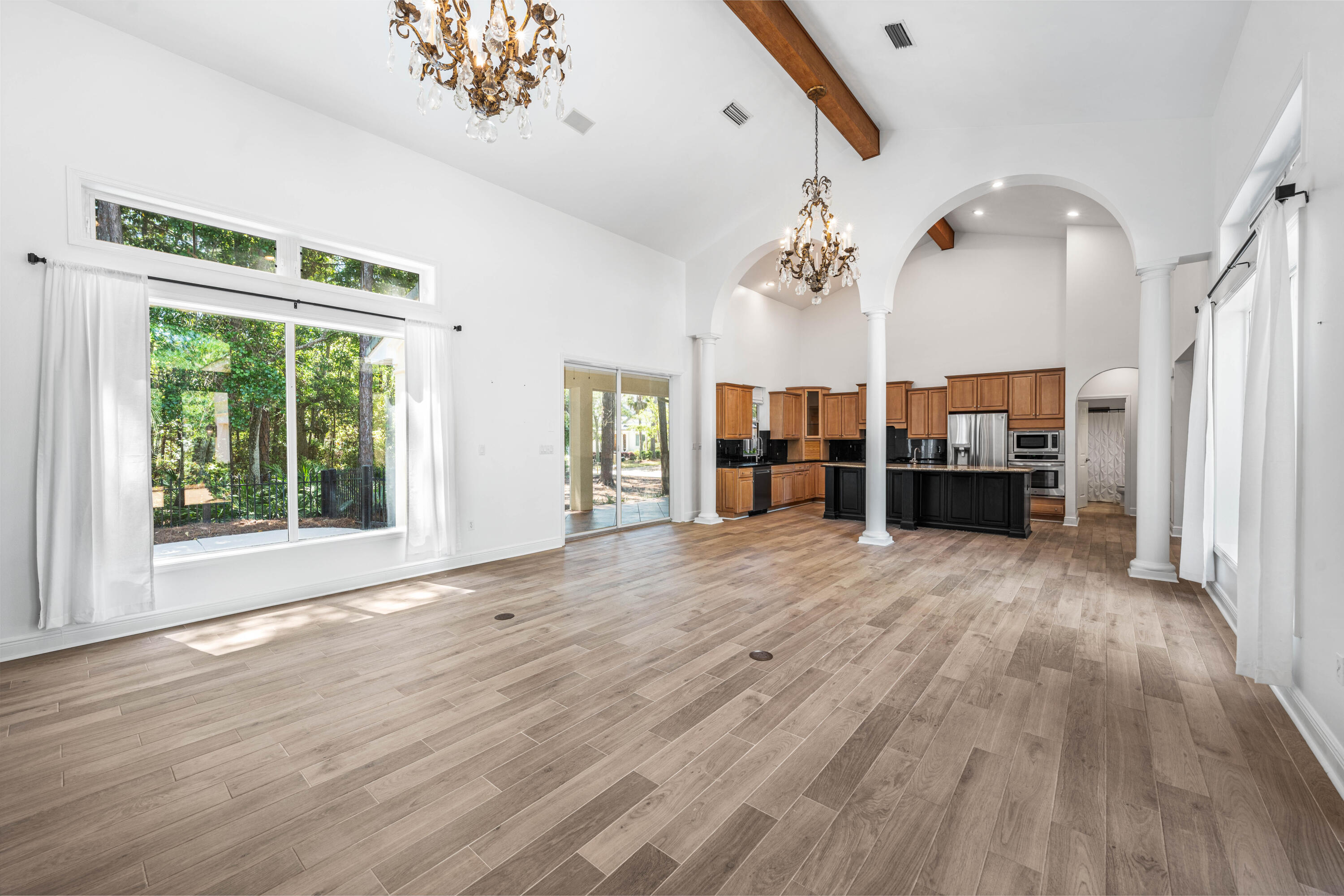 BURNT PINE - Residential