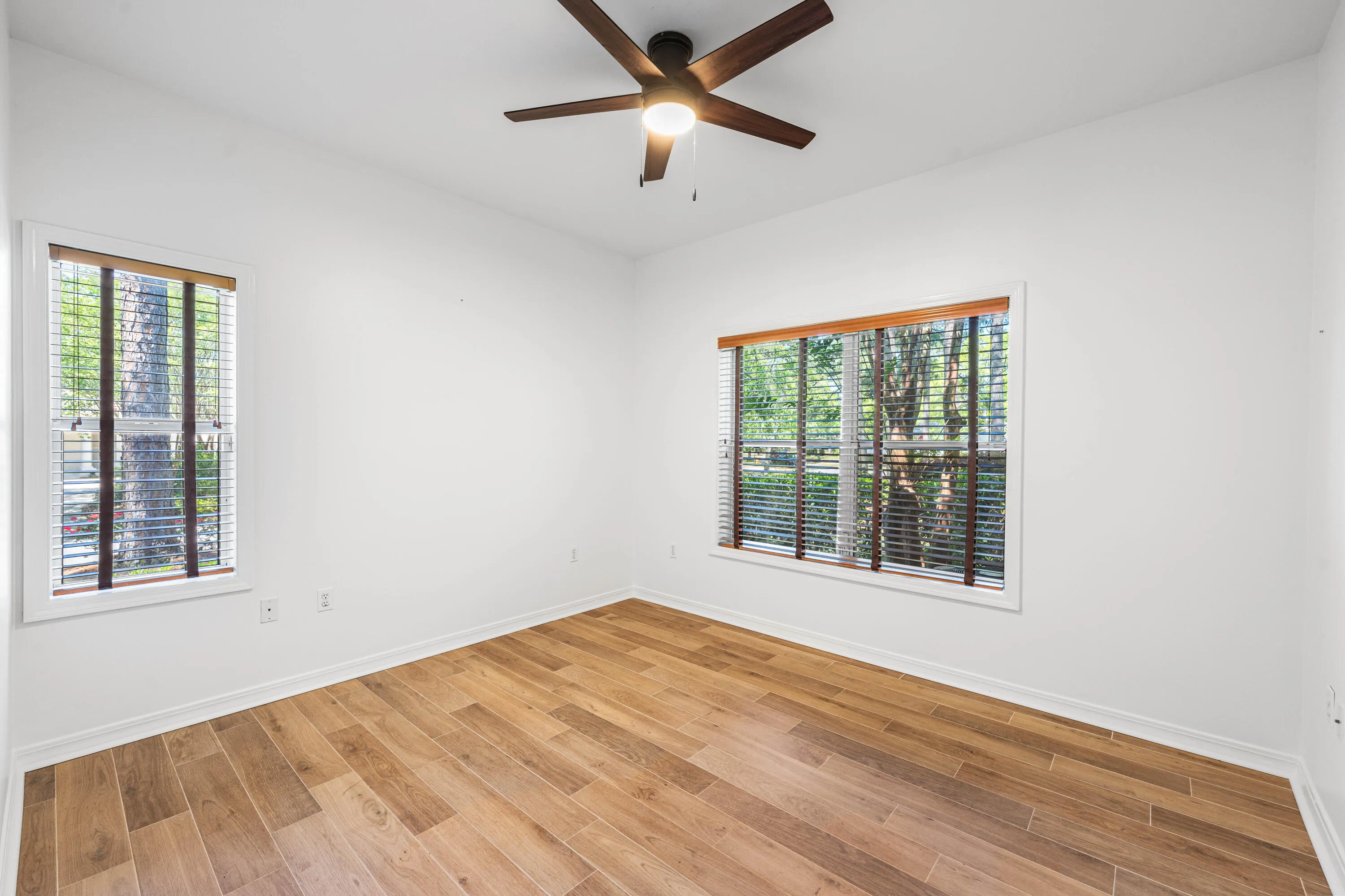 Miramar Beach, Florida 32550, United States, 3 Bedrooms Bedrooms, ,2 BathroomsBathrooms,Residential,Active,120345