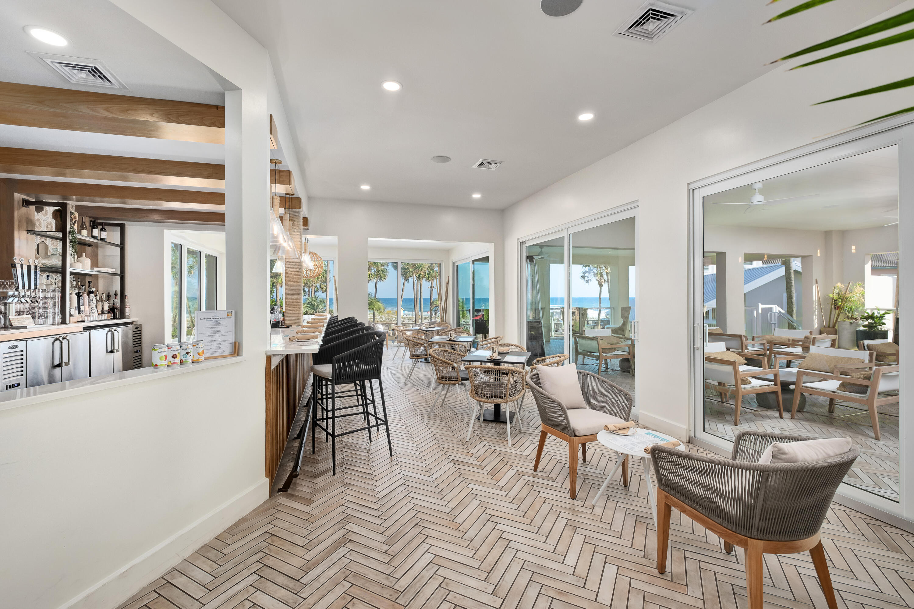 BURNT PINE - Residential