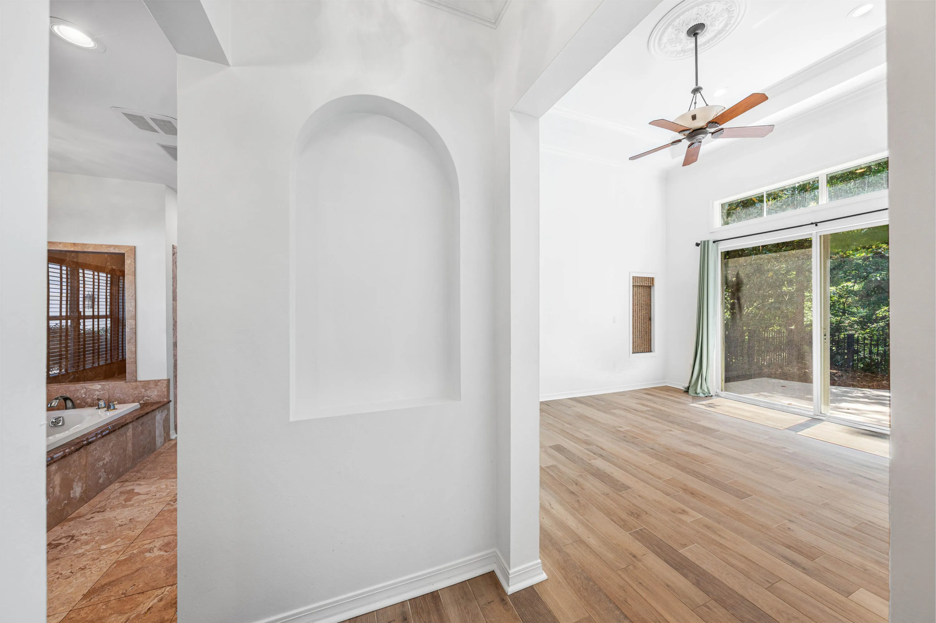 Miramar Beach, Florida 32550, United States, 3 Bedrooms Bedrooms, ,2 BathroomsBathrooms,Residential,Active,120345