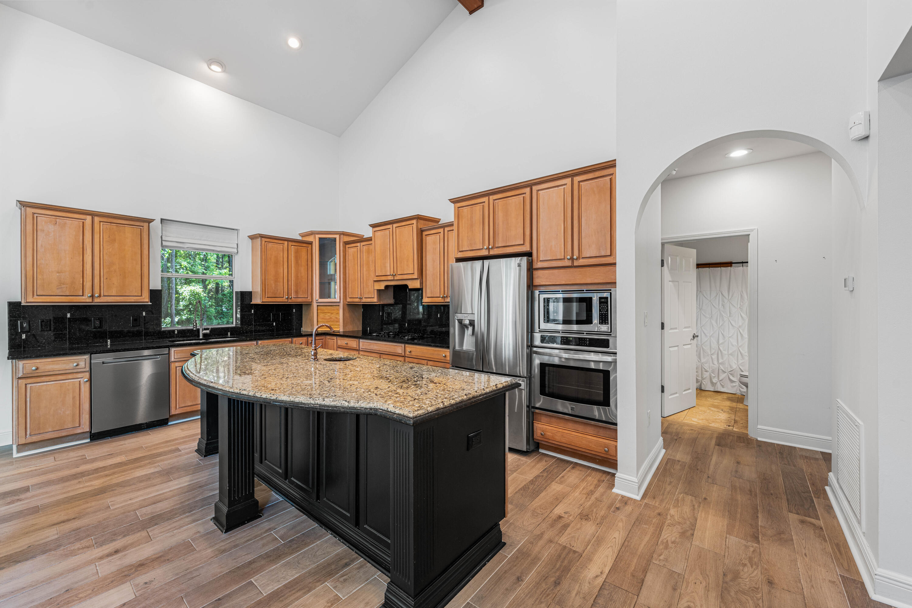 BURNT PINE - Residential