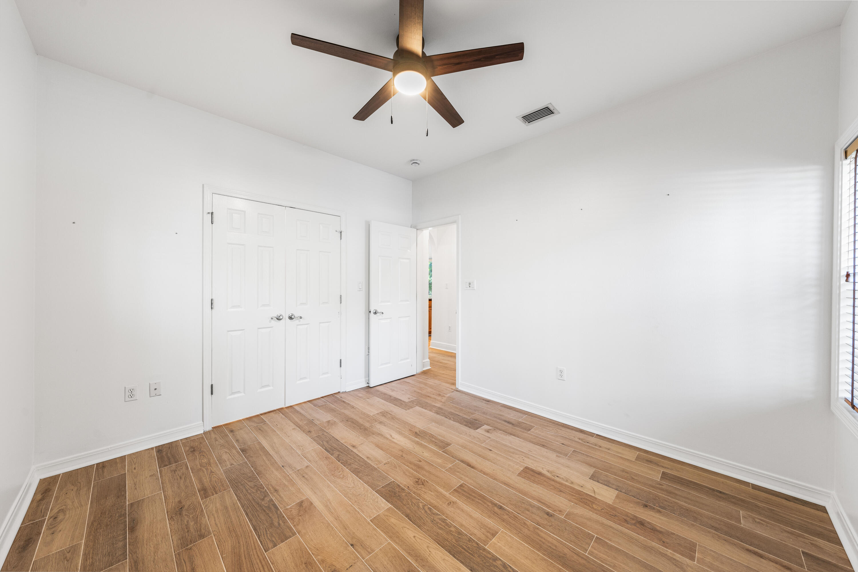 BURNT PINE - Residential
