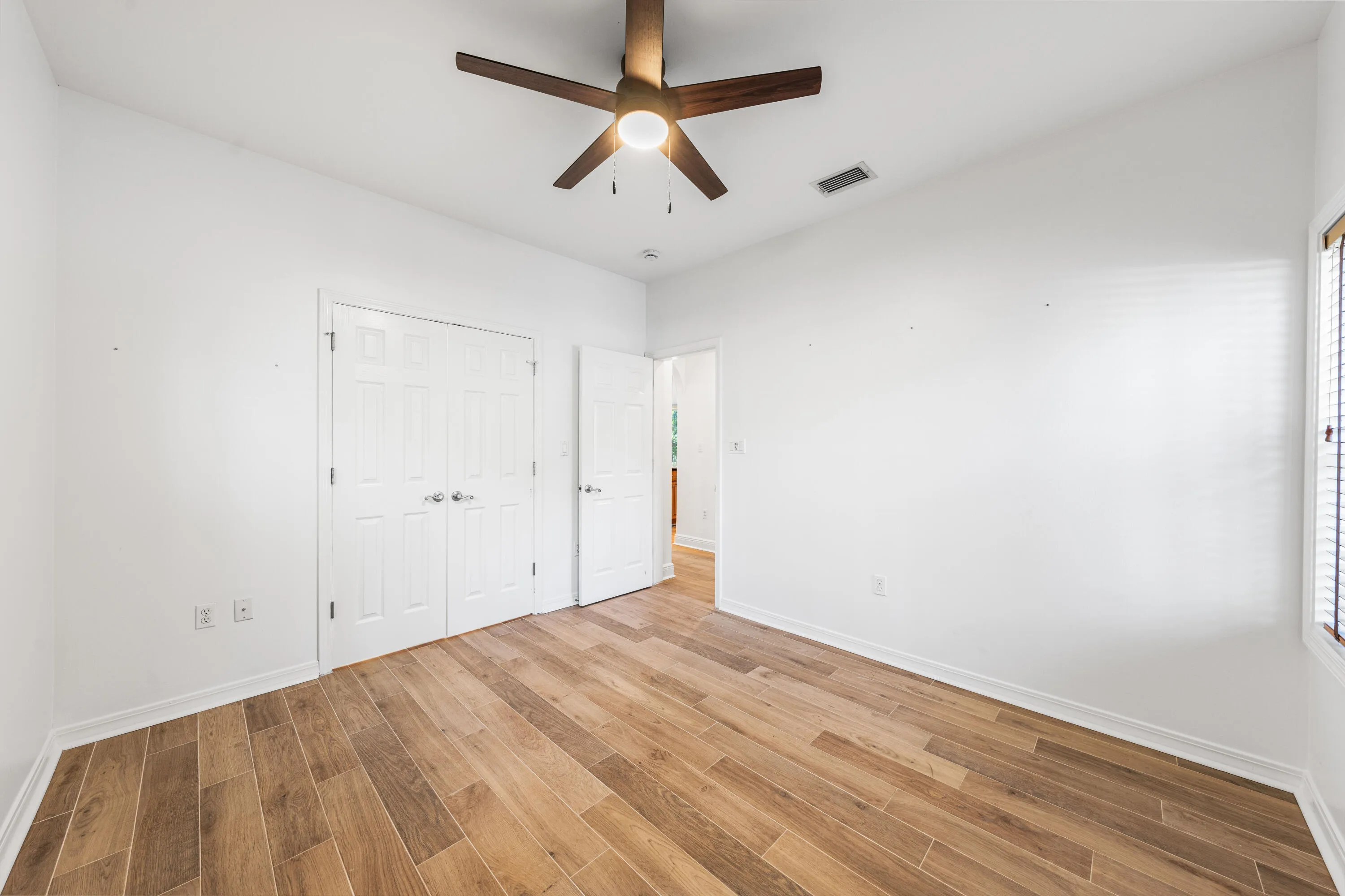 Miramar Beach, Florida 32550, United States, 3 Bedrooms Bedrooms, ,2 BathroomsBathrooms,Residential,Active,120345