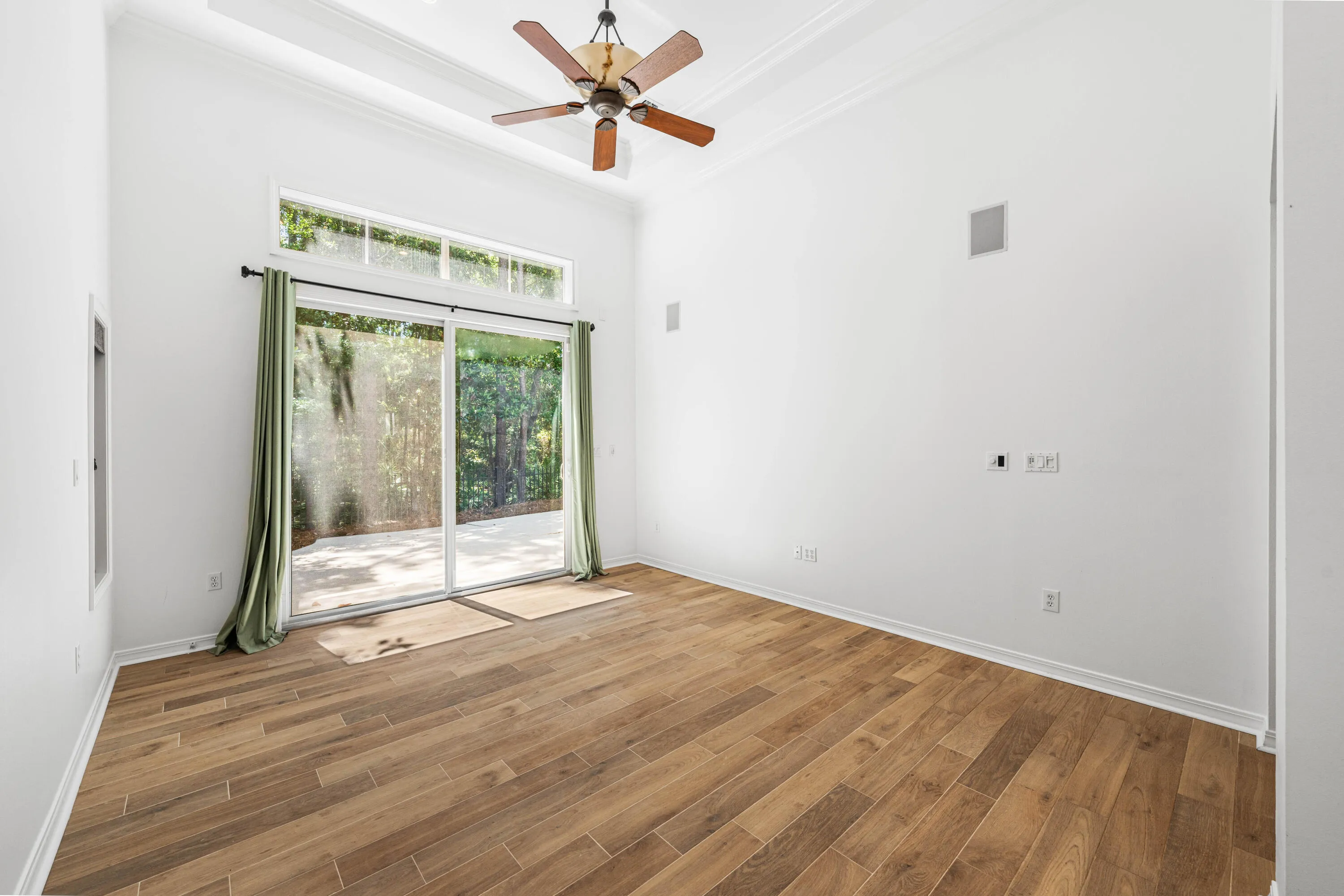 Miramar Beach, Florida 32550, United States, 3 Bedrooms Bedrooms, ,2 BathroomsBathrooms,Residential,Active,120345