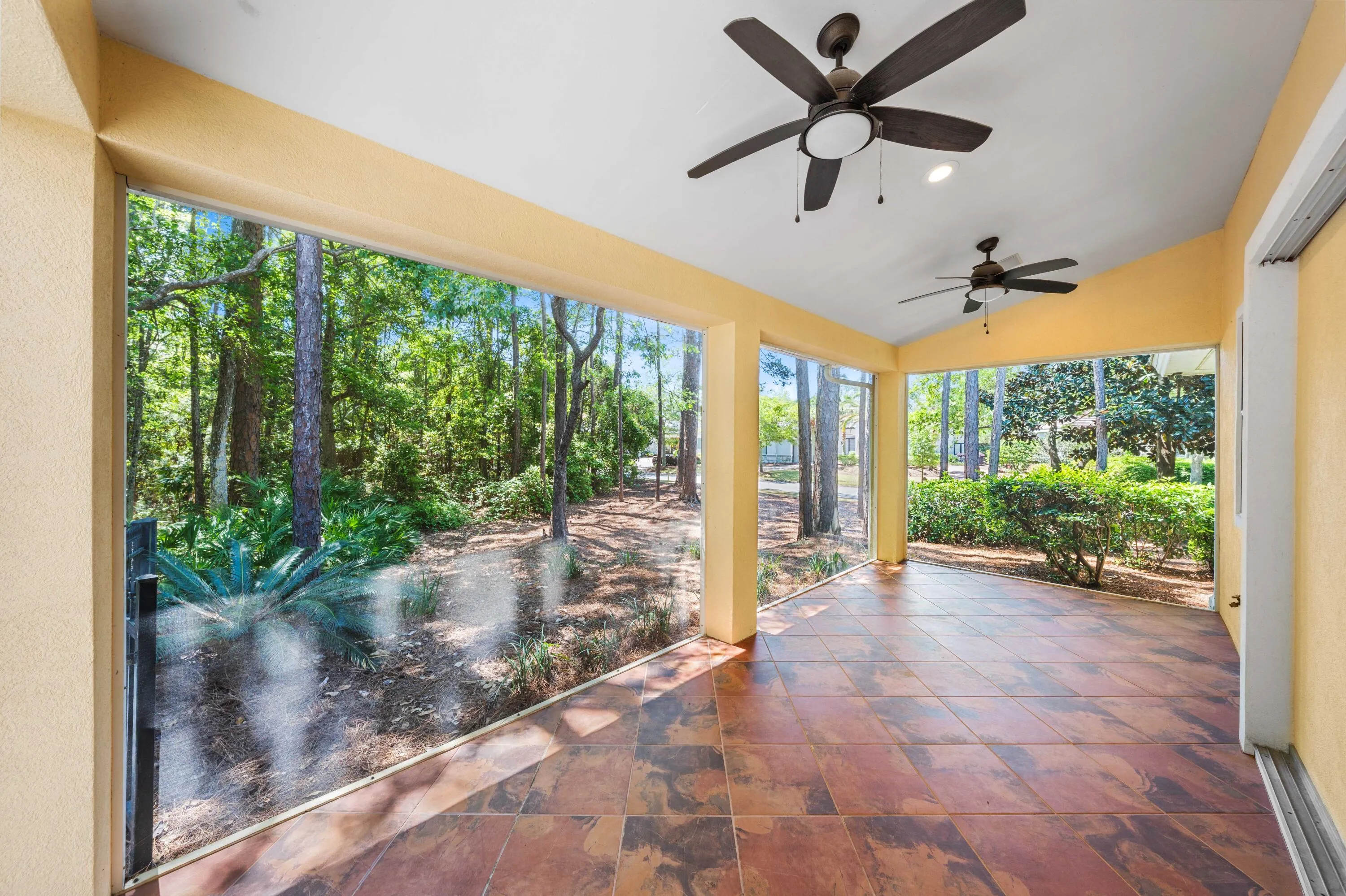 Miramar Beach, Florida 32550, United States, 3 Bedrooms Bedrooms, ,2 BathroomsBathrooms,Residential,Active,120345