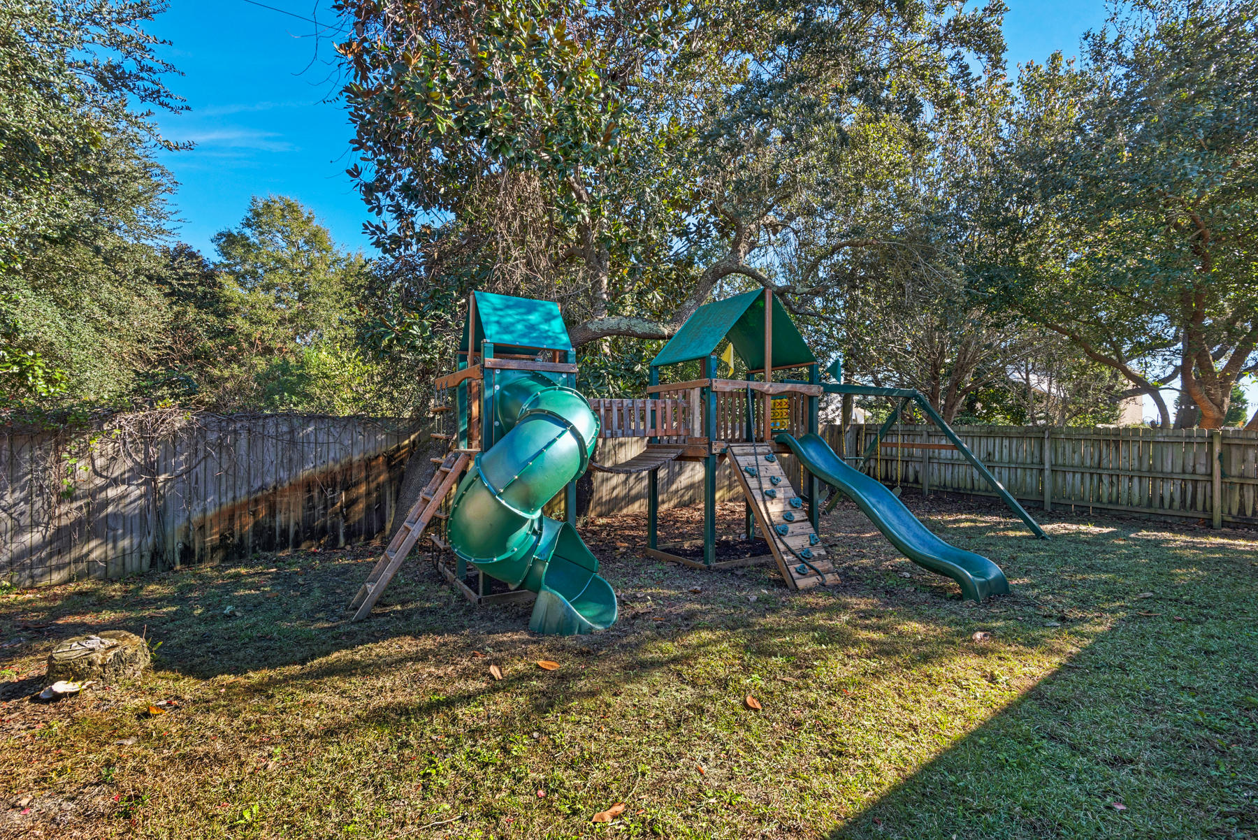 SAVANNAH PLANTATION - Residential