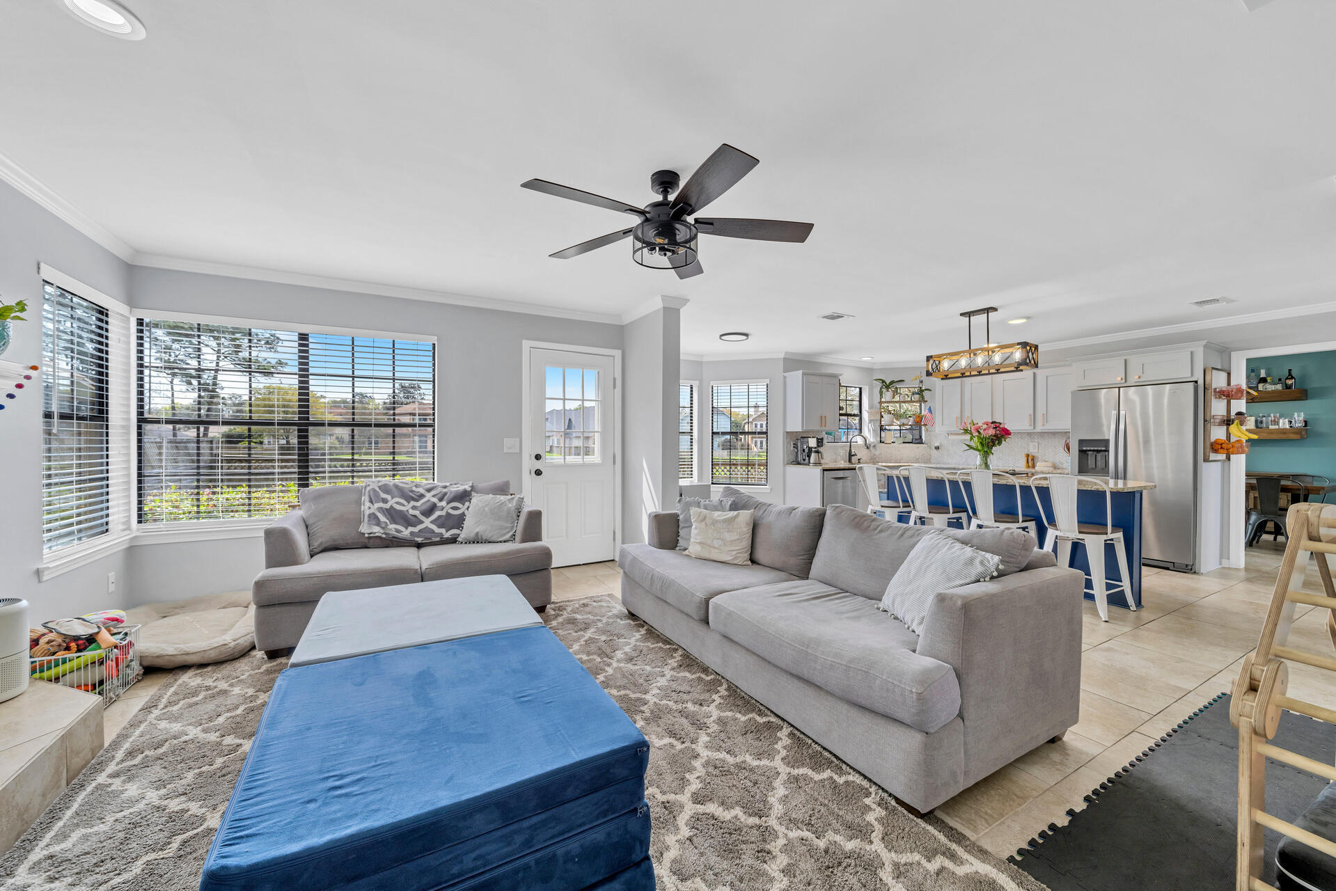 CROSSWINDS 1ST ADDN - Residential