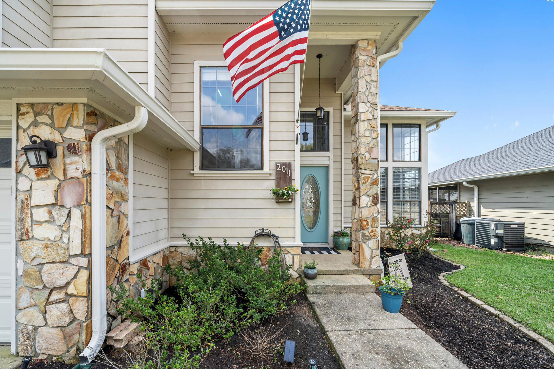 CROSSWINDS 1ST ADDN - Residential