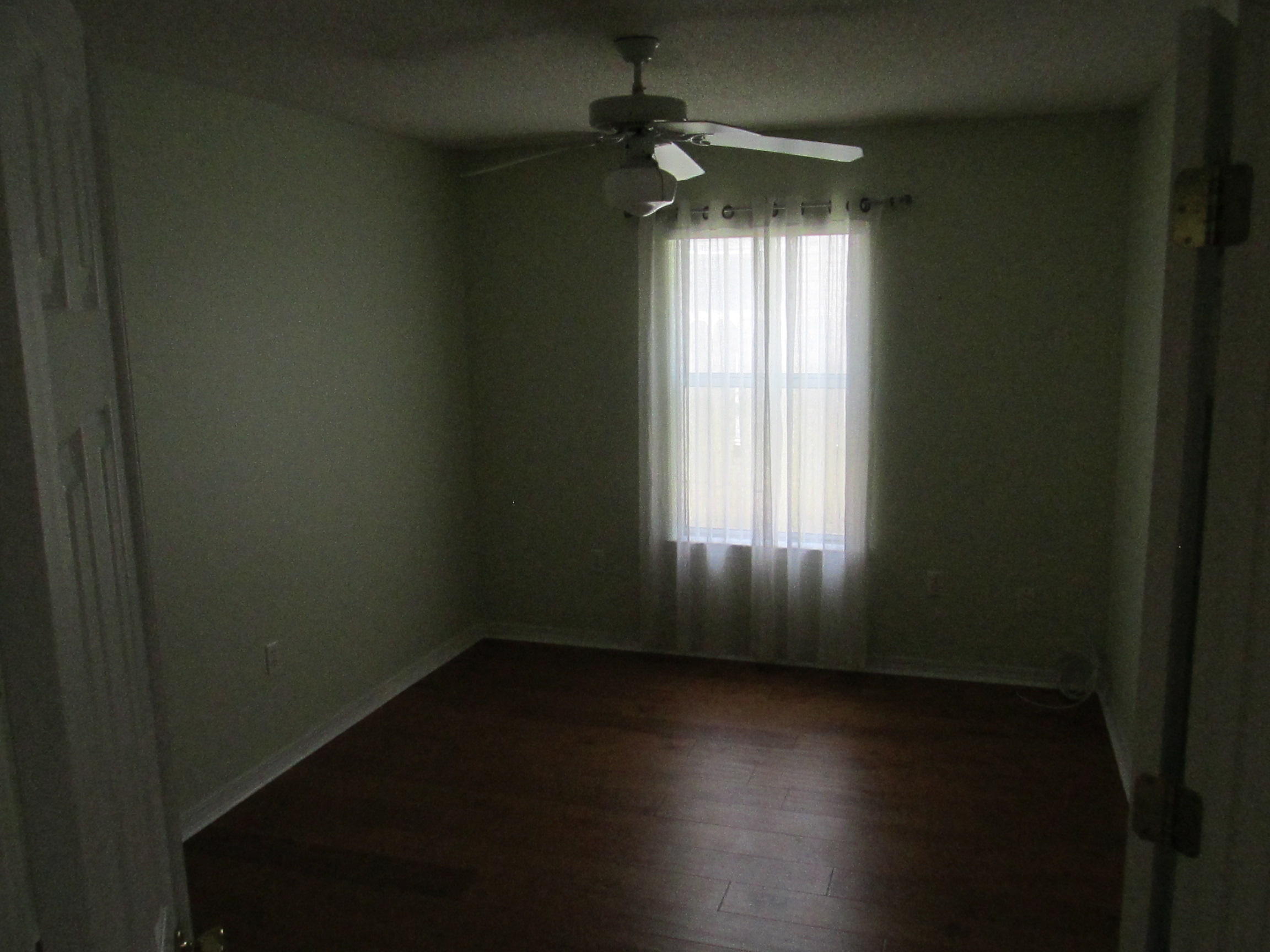 HARBOR BREEZE - Residential Lease