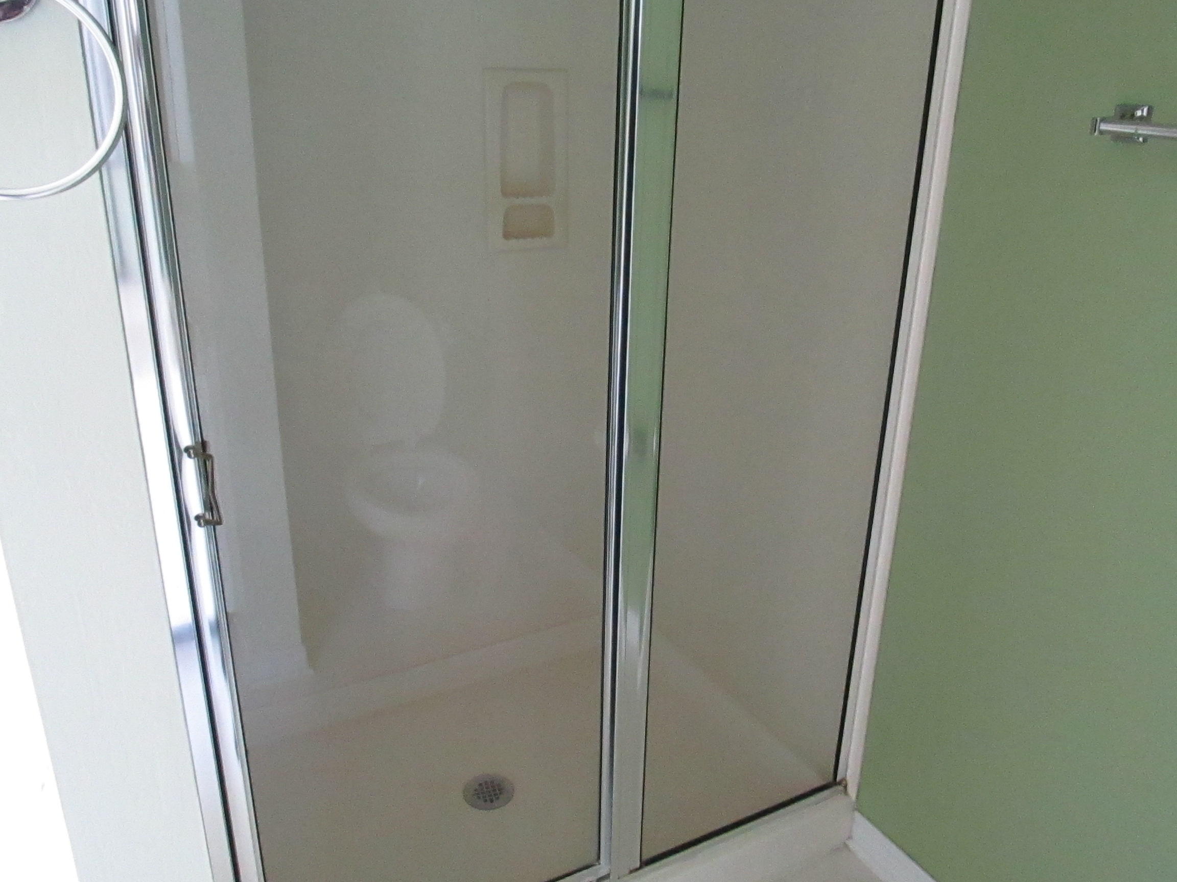 HARBOR BREEZE - Residential Lease