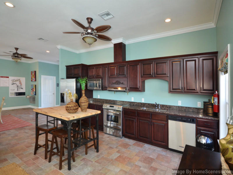 ANNABELLA'S TOWNHOMES - Residential