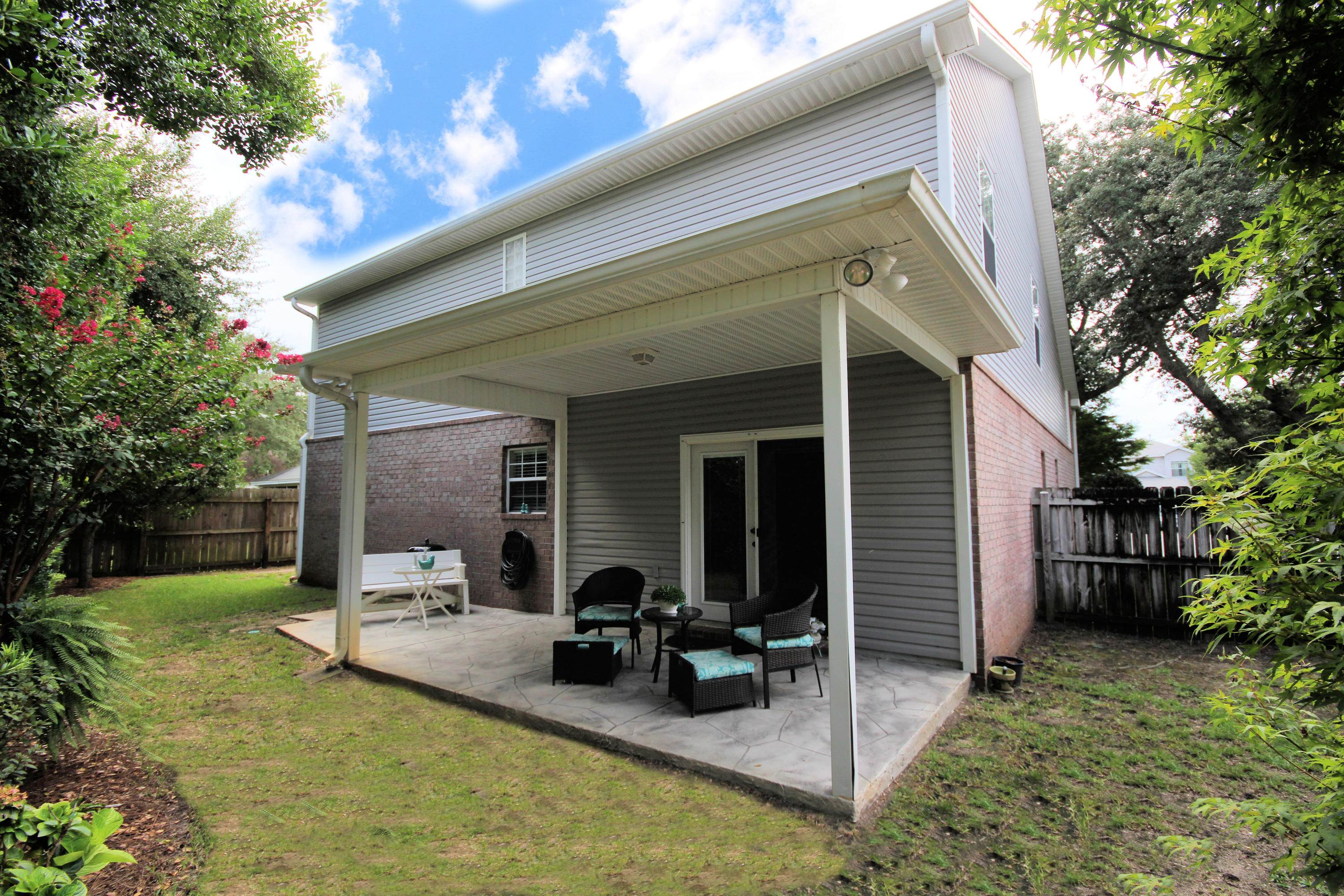 SHALIMAR COMMONS LOT 26 - Residential