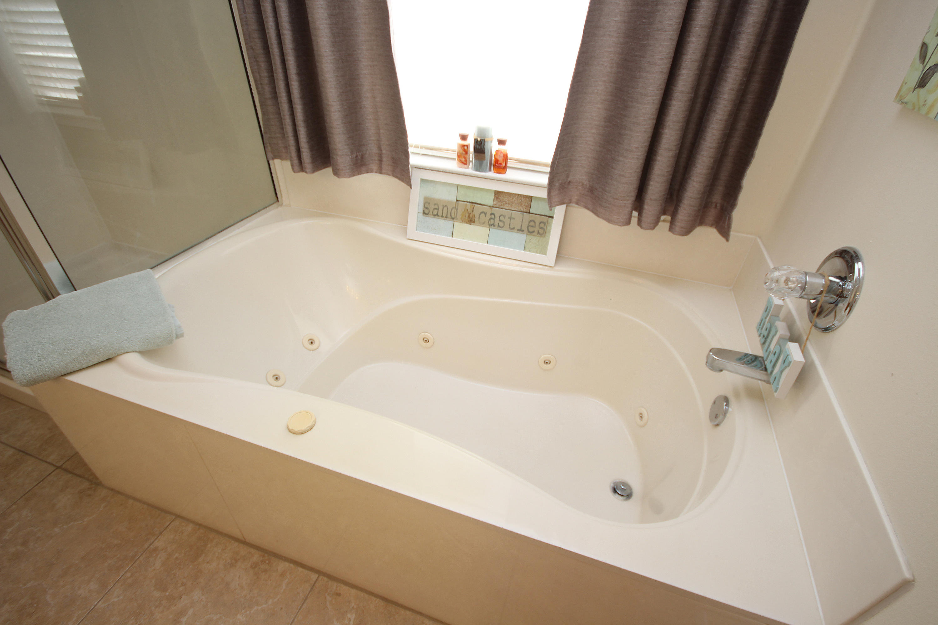 SHALIMAR COMMONS LOT 26 - Residential