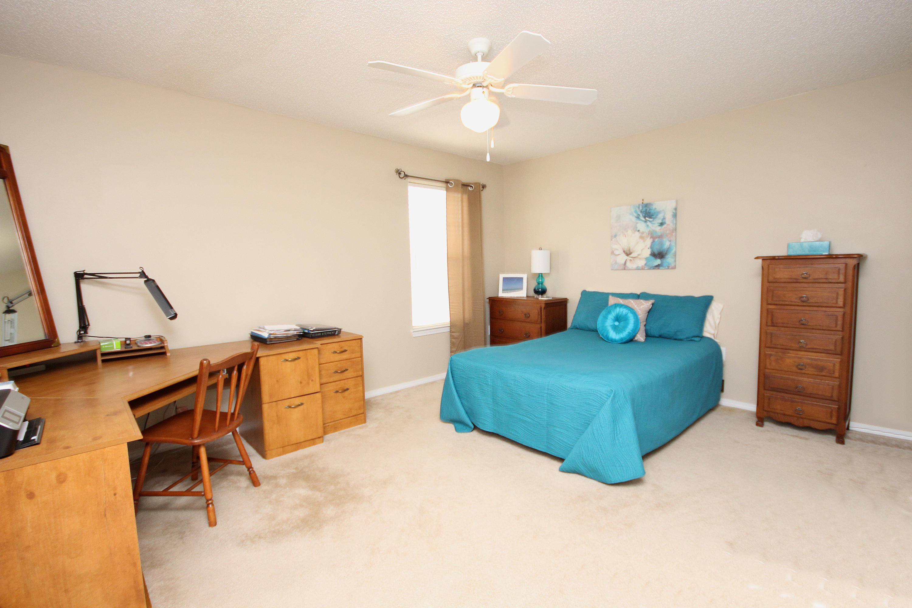 SHALIMAR COMMONS LOT 26 - Residential