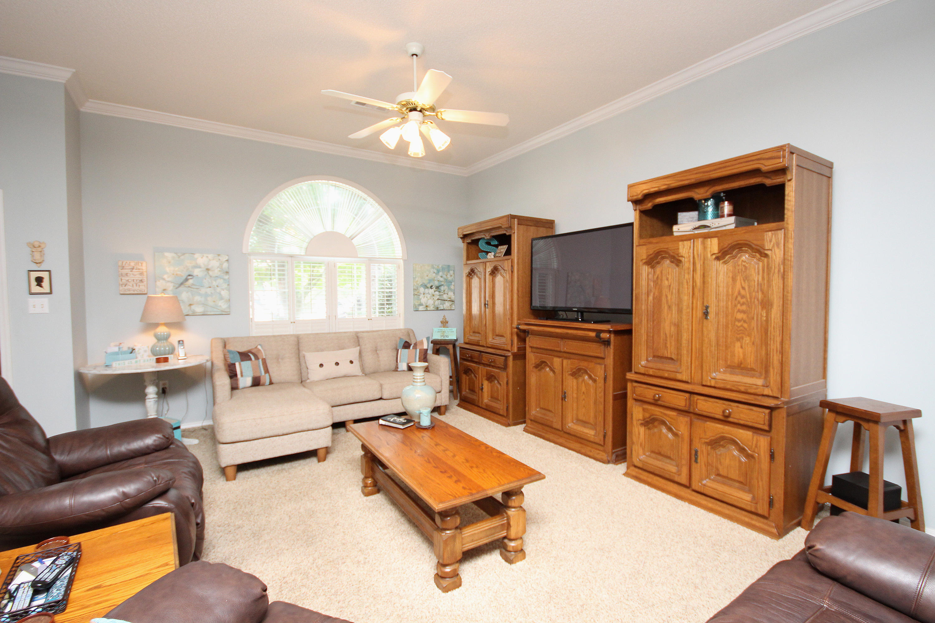 SHALIMAR COMMONS LOT 26 - Residential