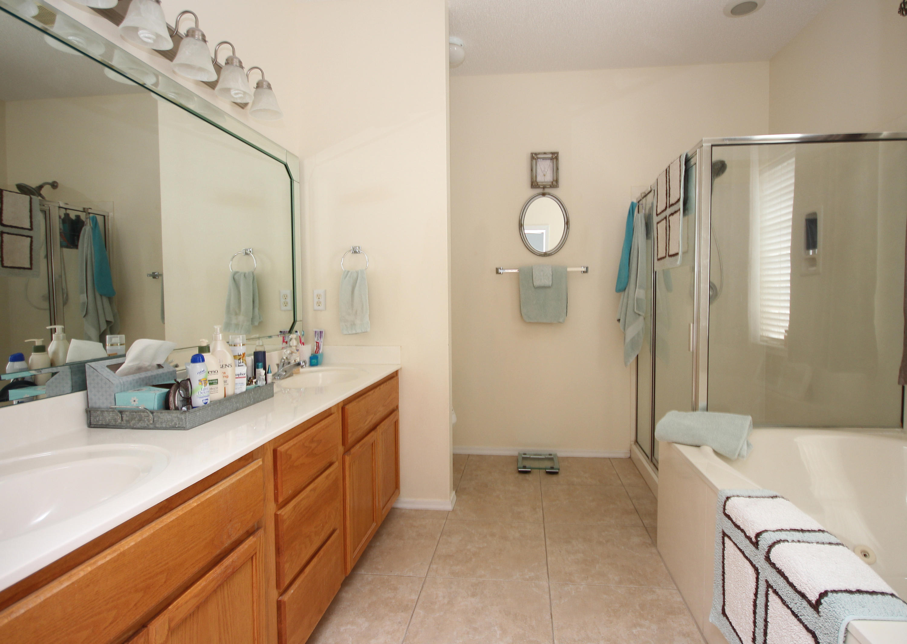 SHALIMAR COMMONS LOT 26 - Residential