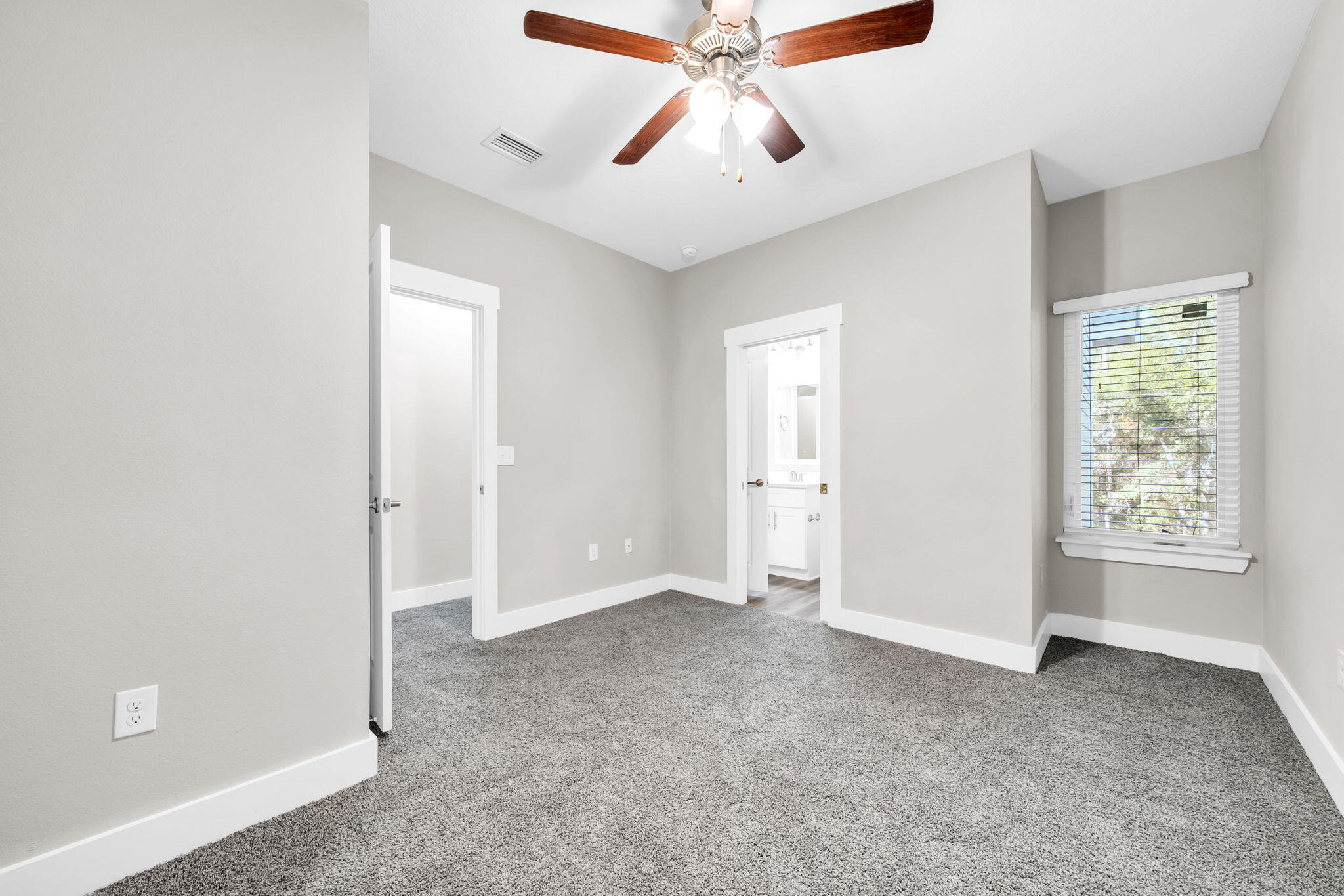 VERANDAS OF FREEPORT, THE - Residential