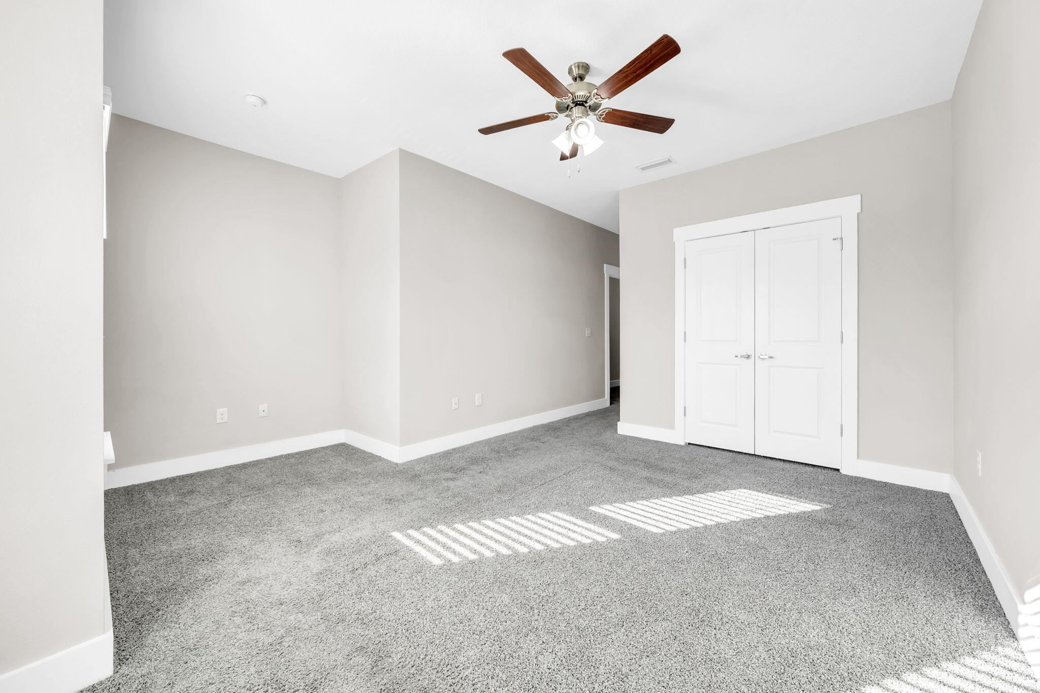 VERANDAS OF FREEPORT, THE - Residential