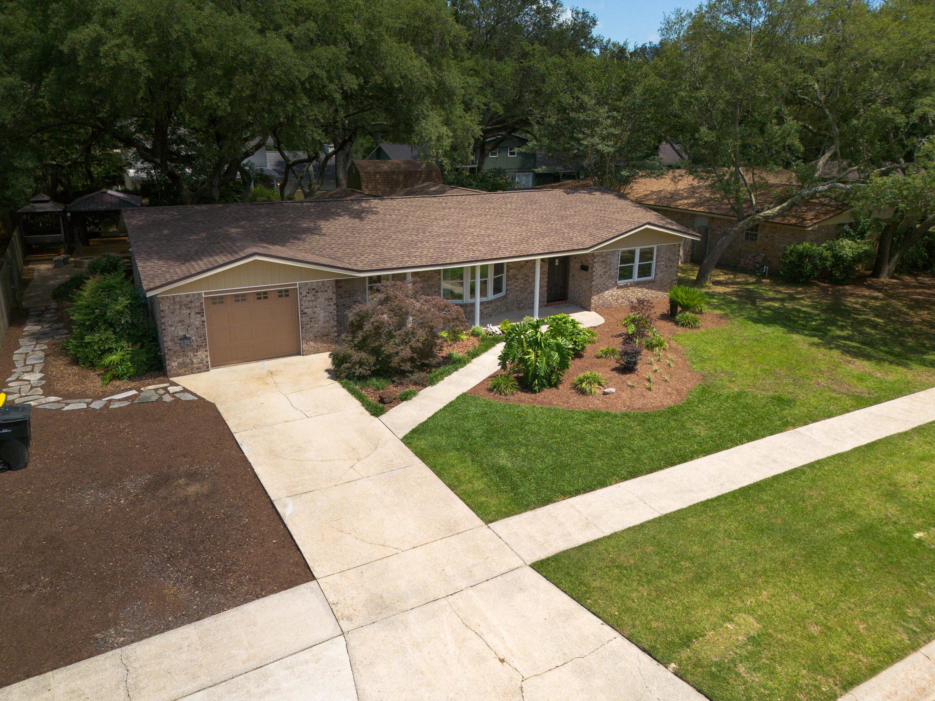CHELSEA WOODS - Residential