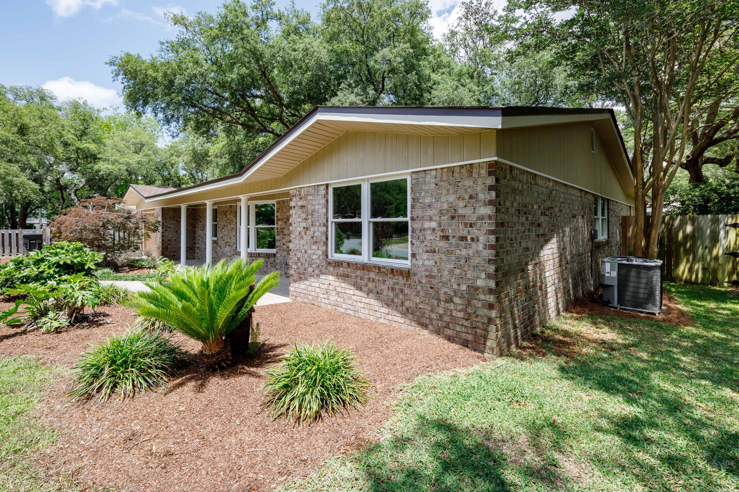 CHELSEA WOODS - Residential
