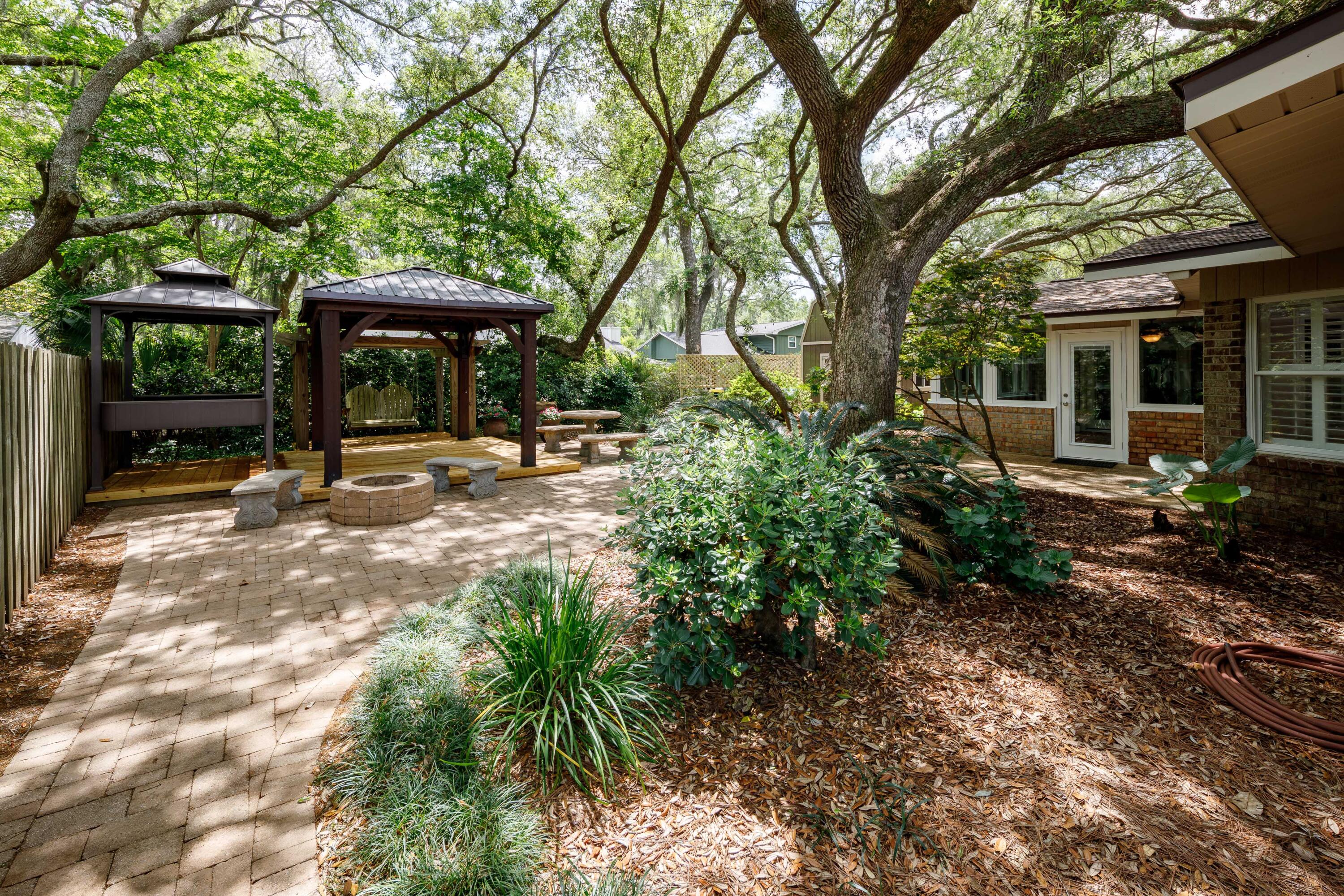 CHELSEA WOODS - Residential