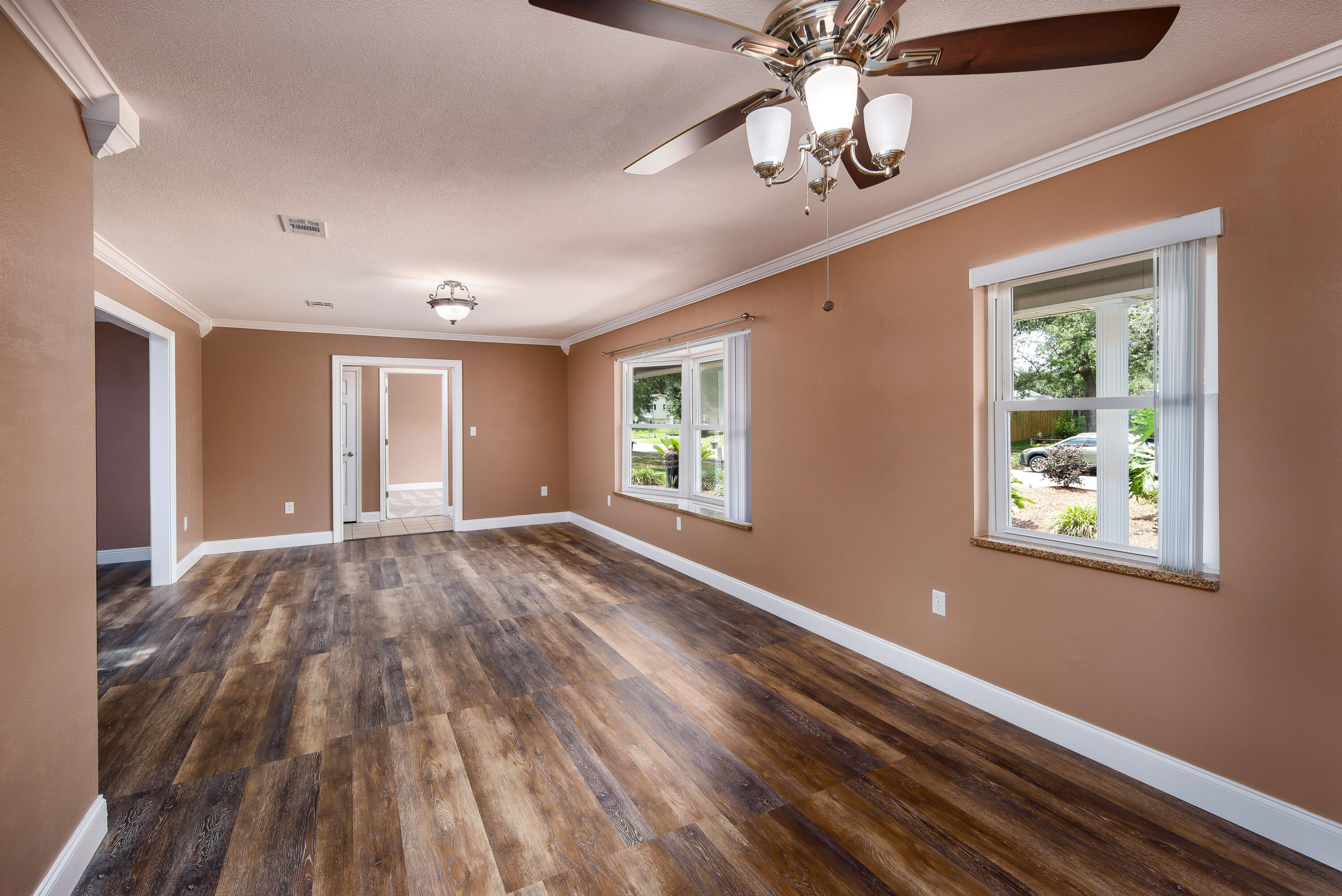 CHELSEA WOODS - Residential