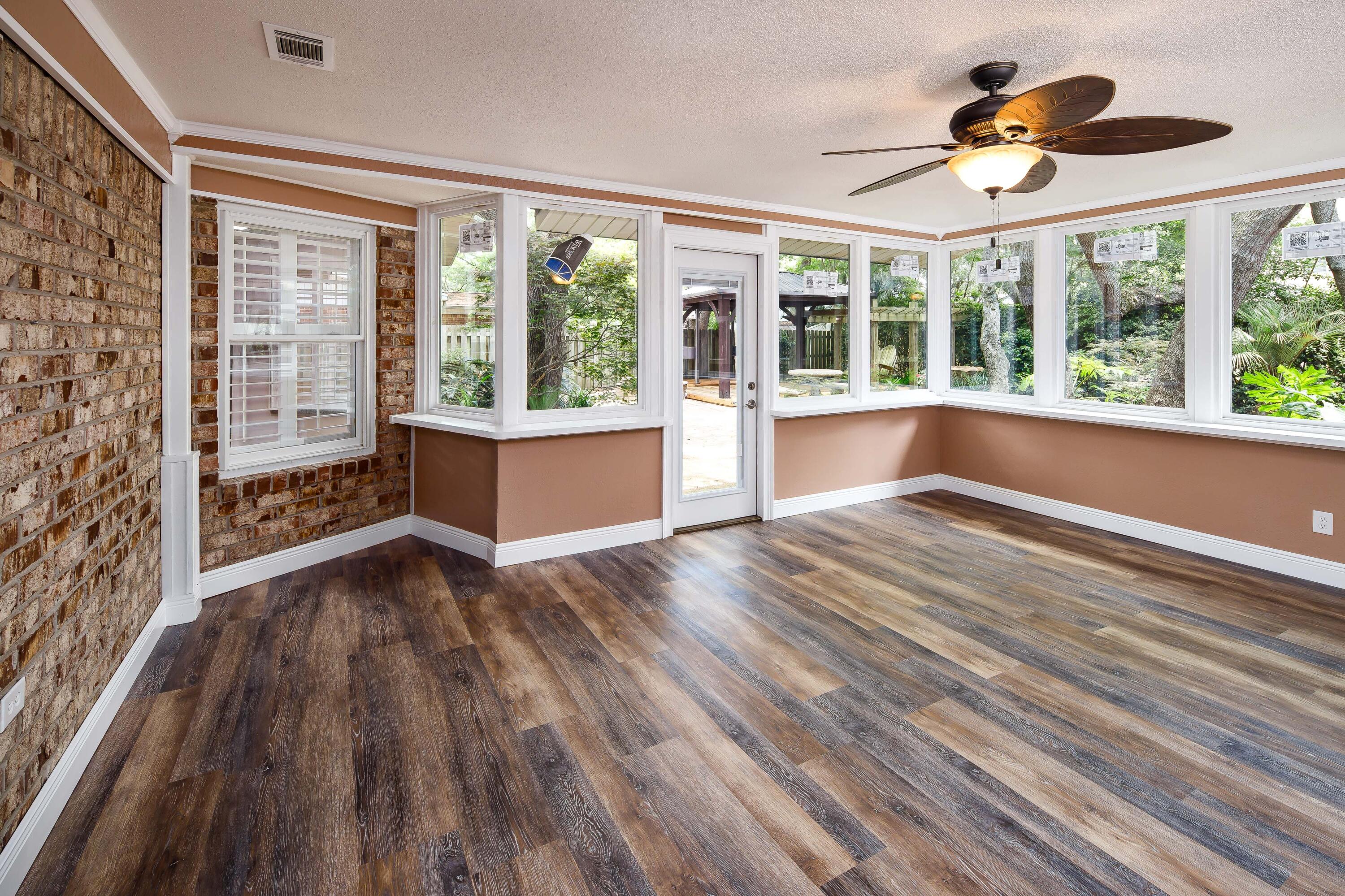 CHELSEA WOODS - Residential