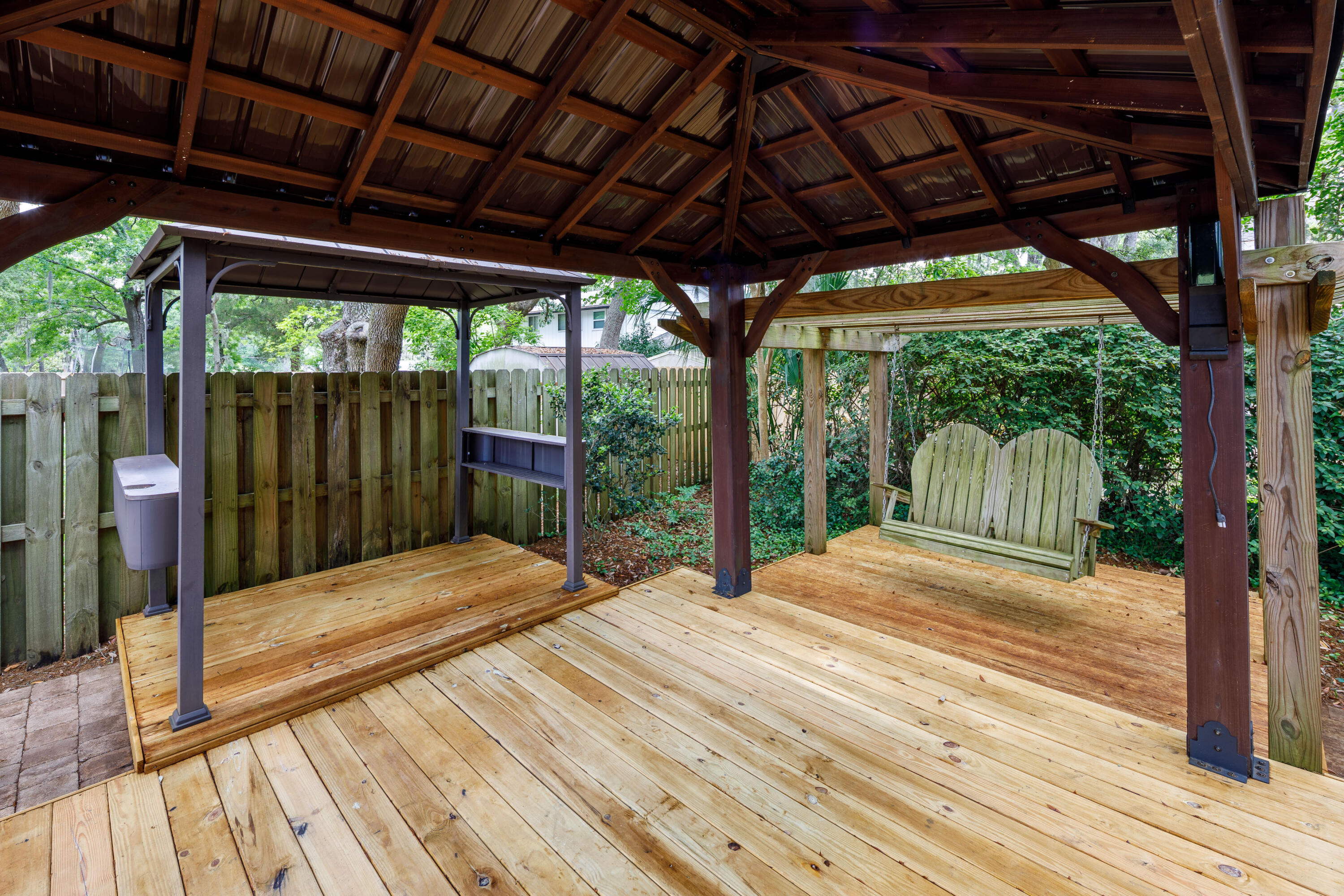 CHELSEA WOODS - Residential