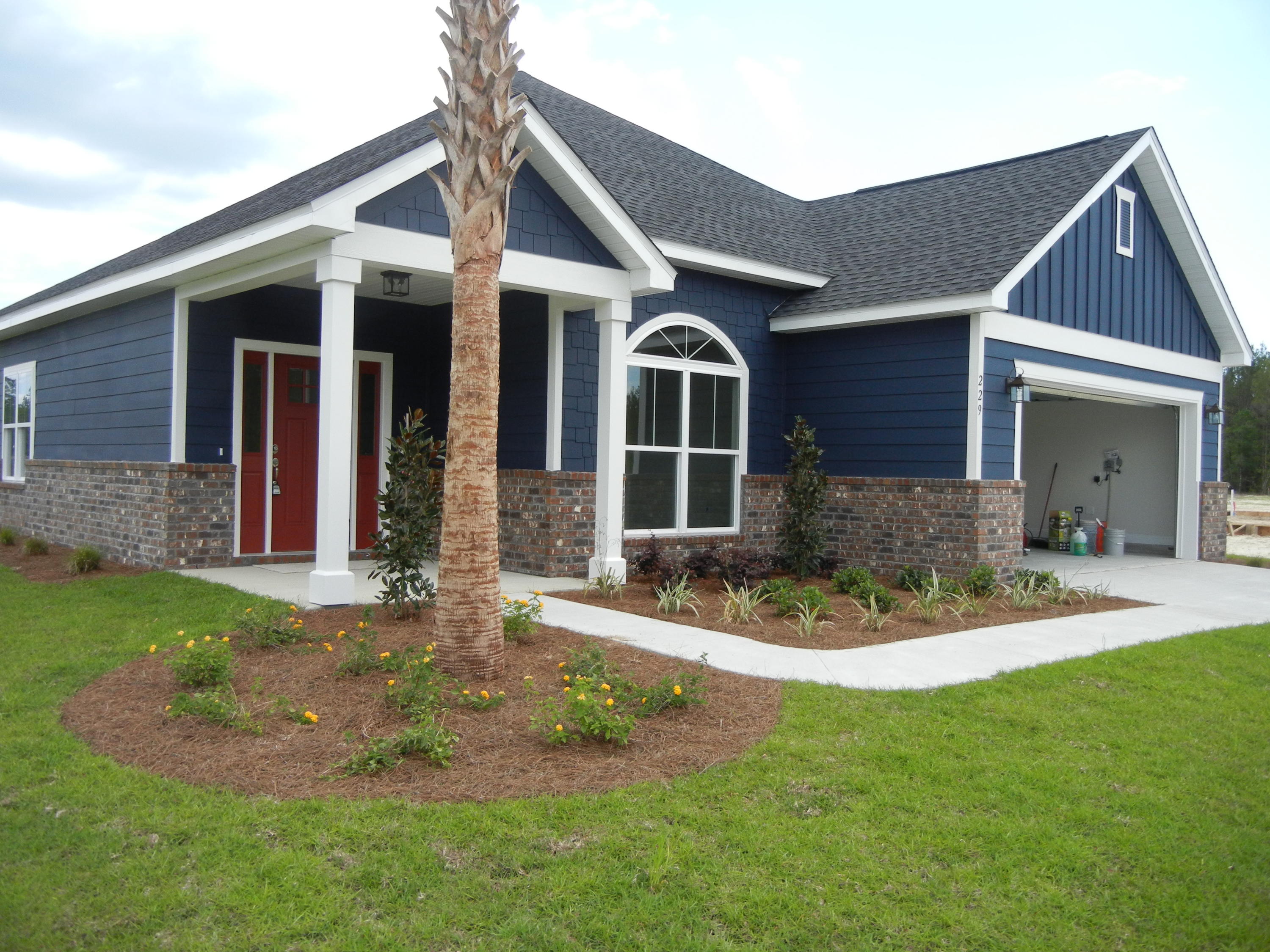 Cross Creek Estates - Residential