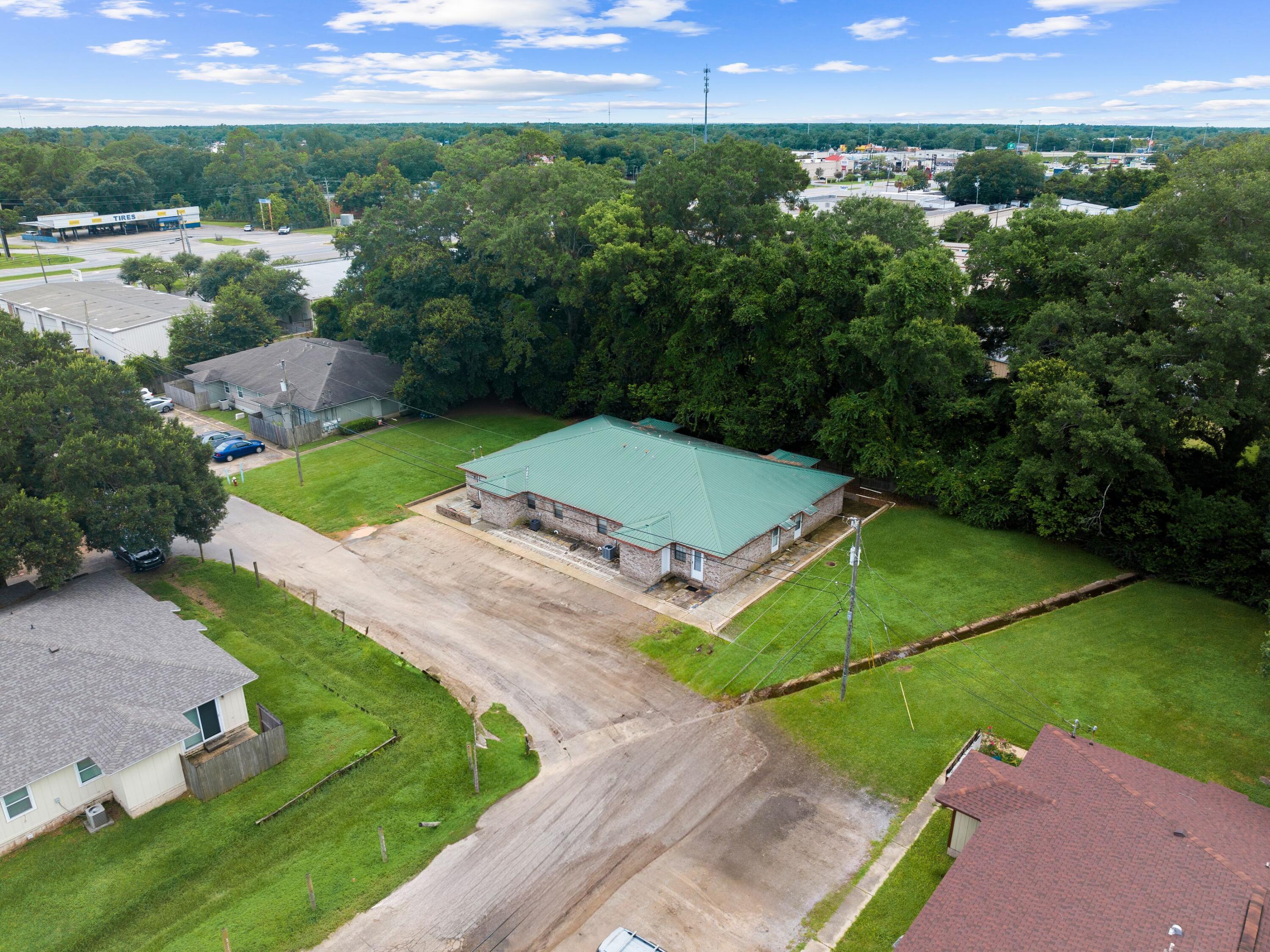 NO RECORDED SUBDIVISION - Residential