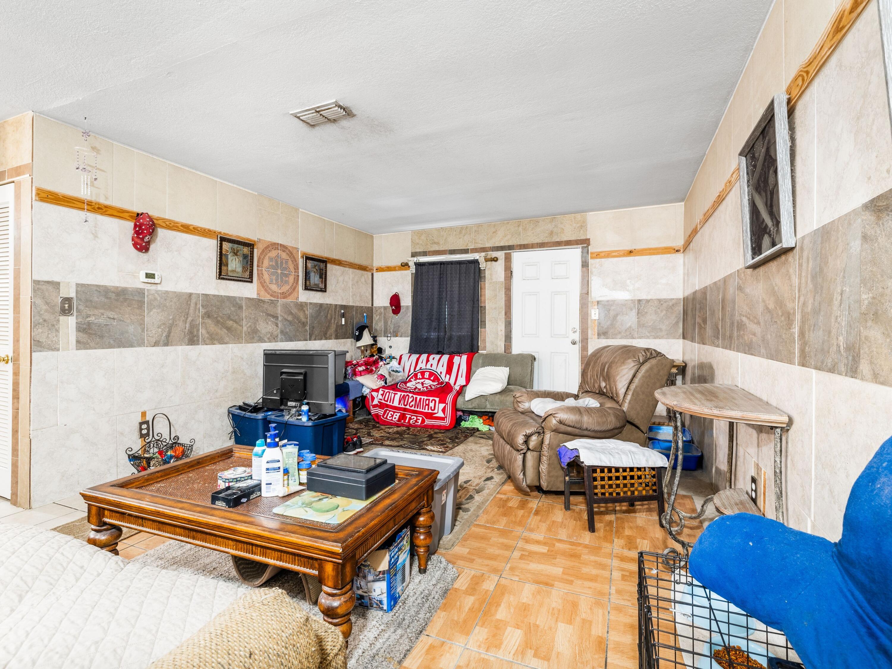 NO RECORDED SUBDIVISION - Residential
