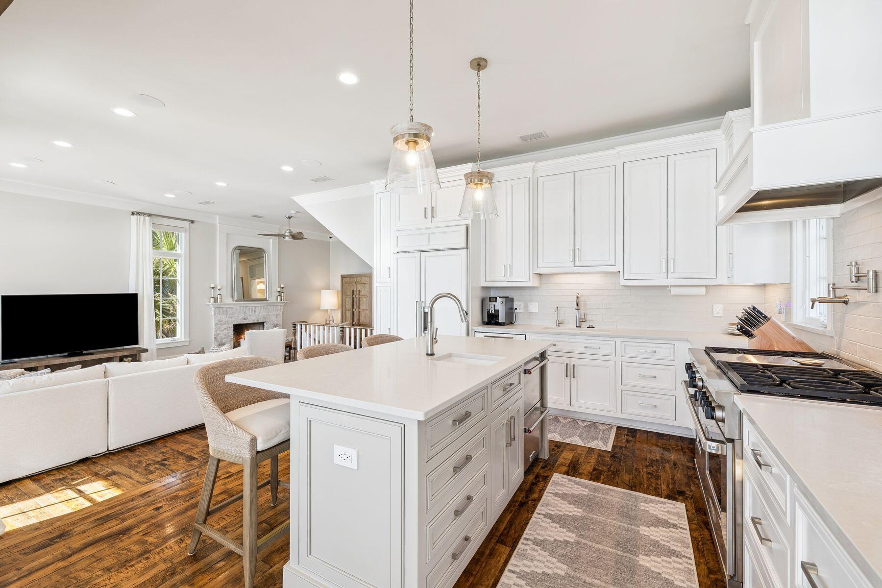 RETREAT THE - Residential