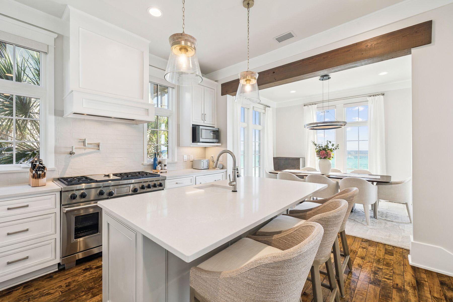 RETREAT THE - Residential