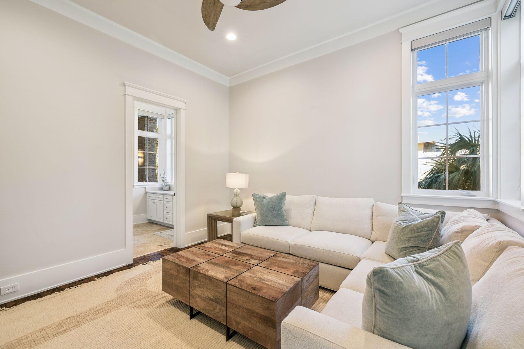 RETREAT THE - Residential