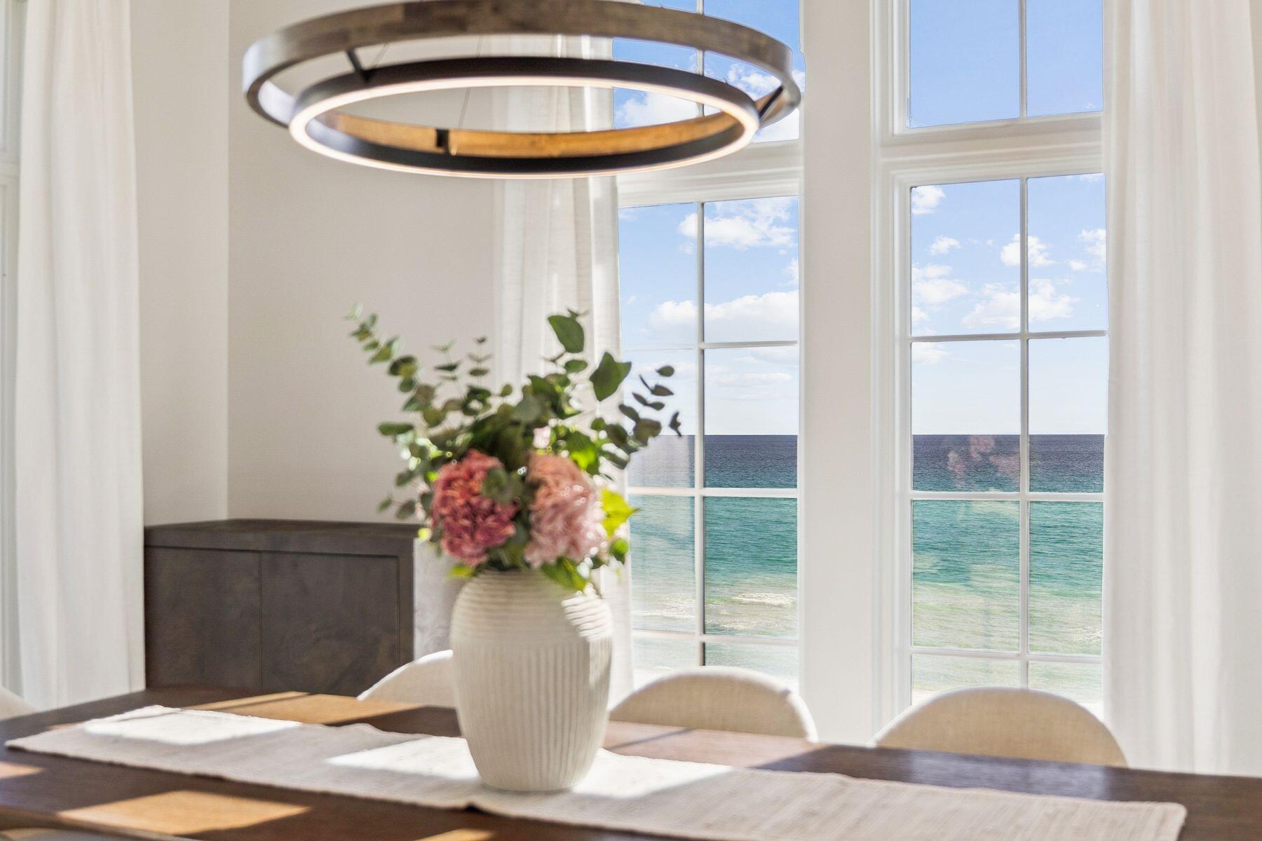 RETREAT THE - Residential