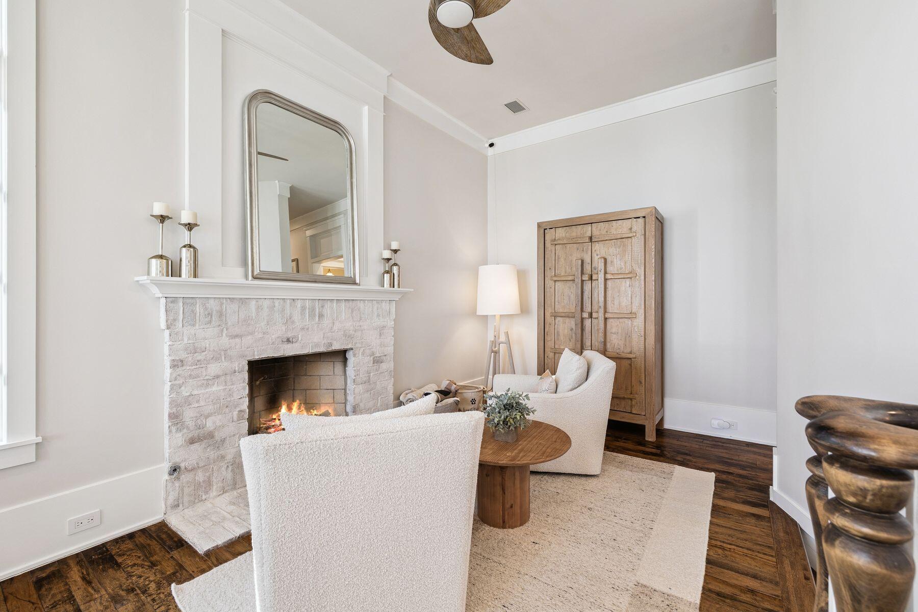 RETREAT THE - Residential