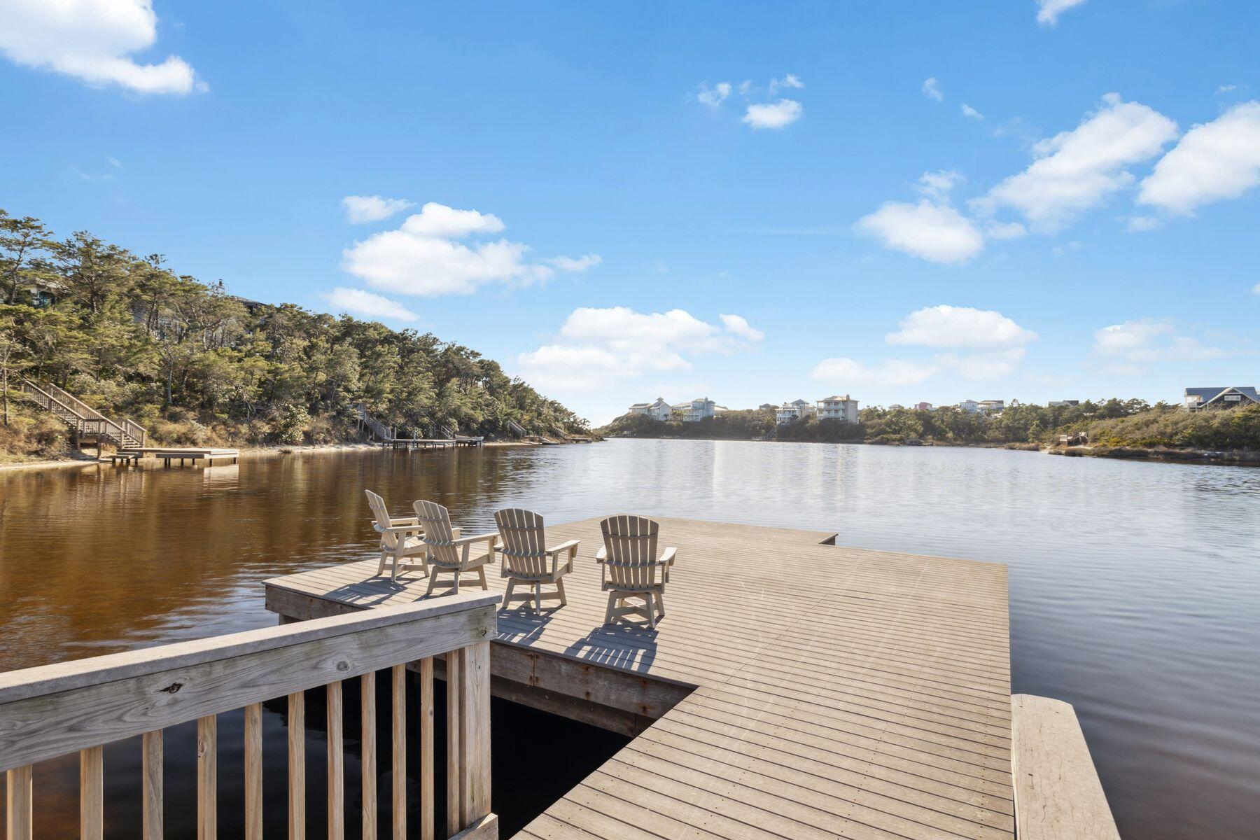 RETREAT THE - Residential