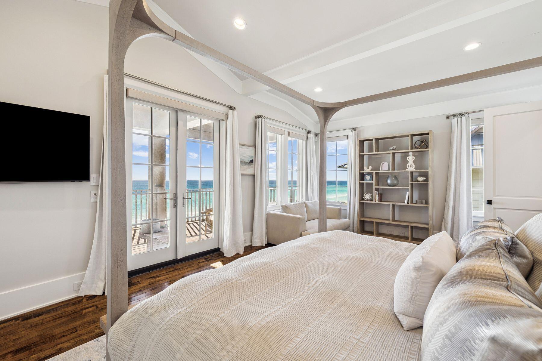 RETREAT THE - Residential