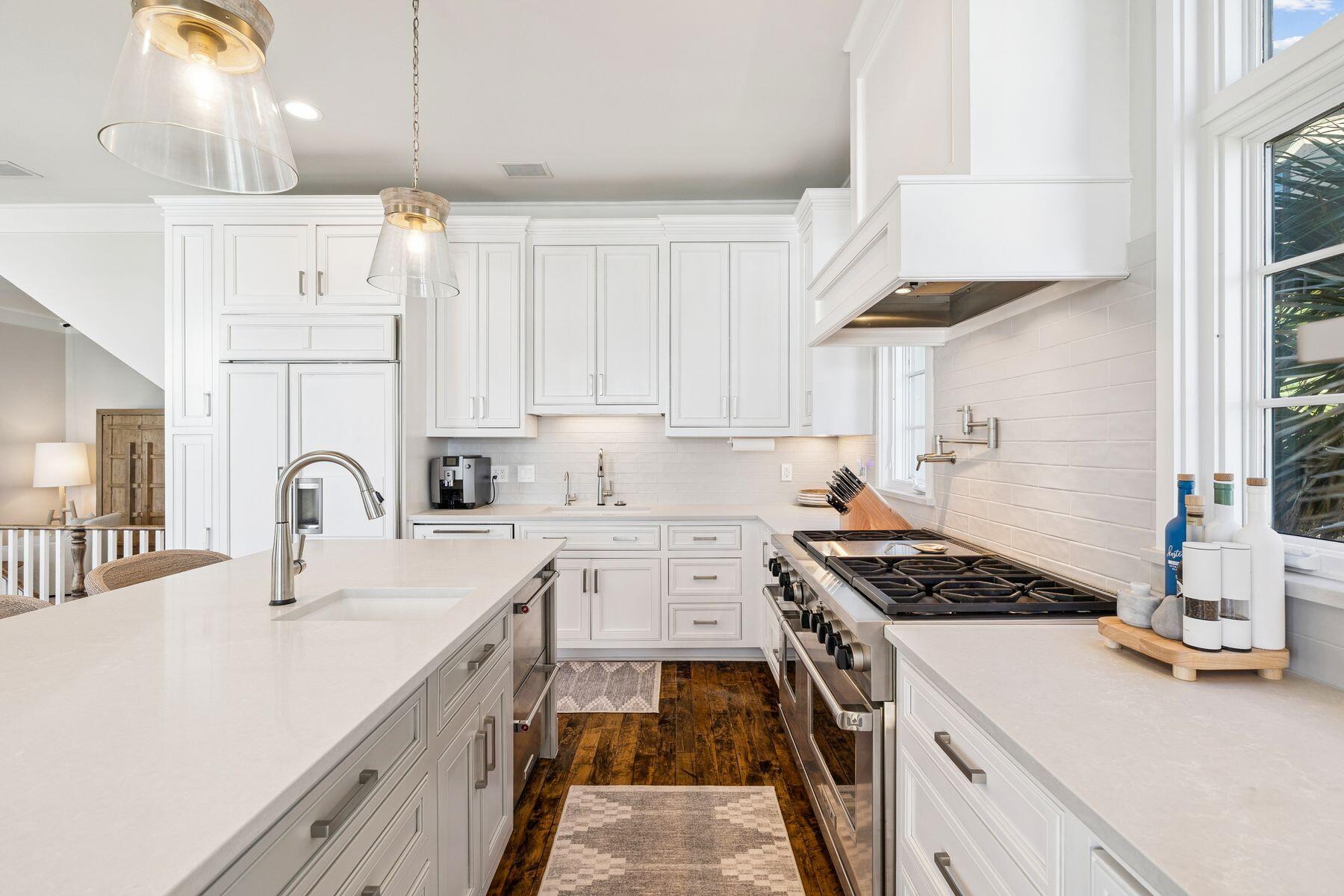 RETREAT THE - Residential